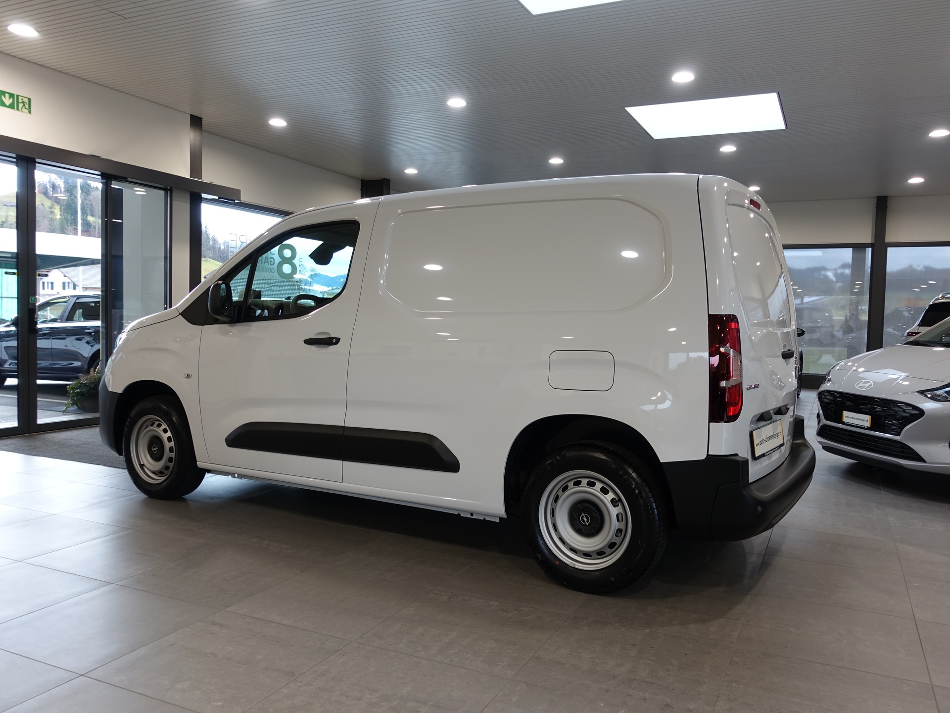 OPEL Combo 1.2 Cargo Faceliftmodell-showroom-element-2