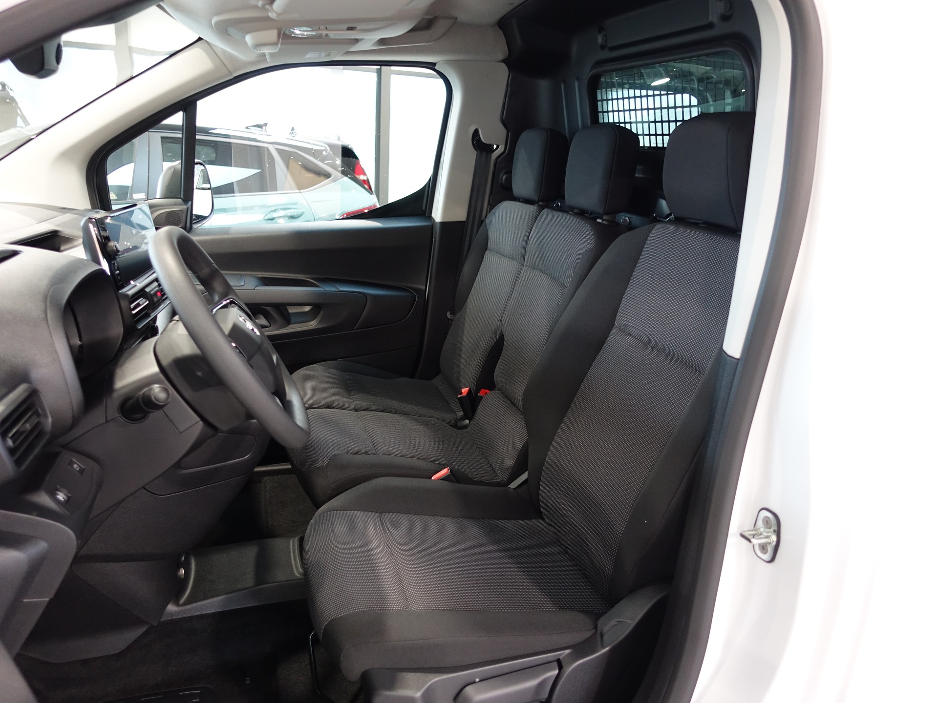 OPEL Combo 1.2 Cargo Faceliftmodell-image-8