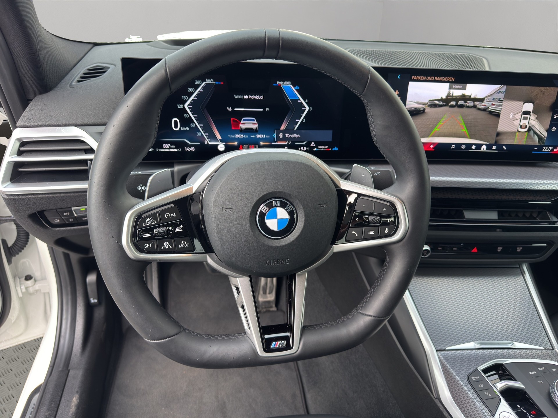 BMW 320d xDrive 48V Steptronic M Sport-image-11