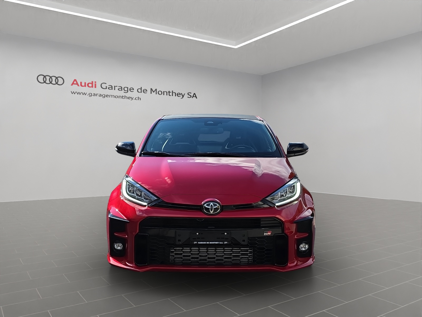 TOYOTA Yaris 1.6 GR Sport-image-1