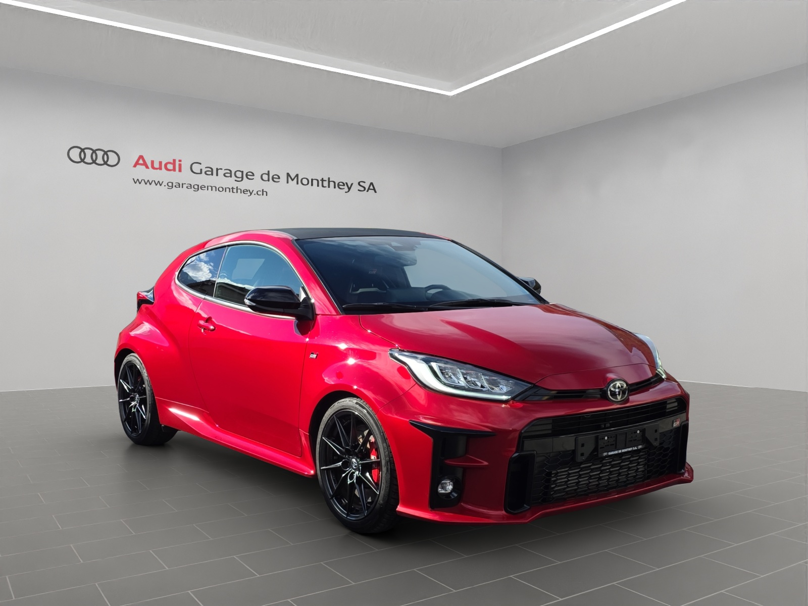 TOYOTA Yaris 1.6 GR Sport-image-2