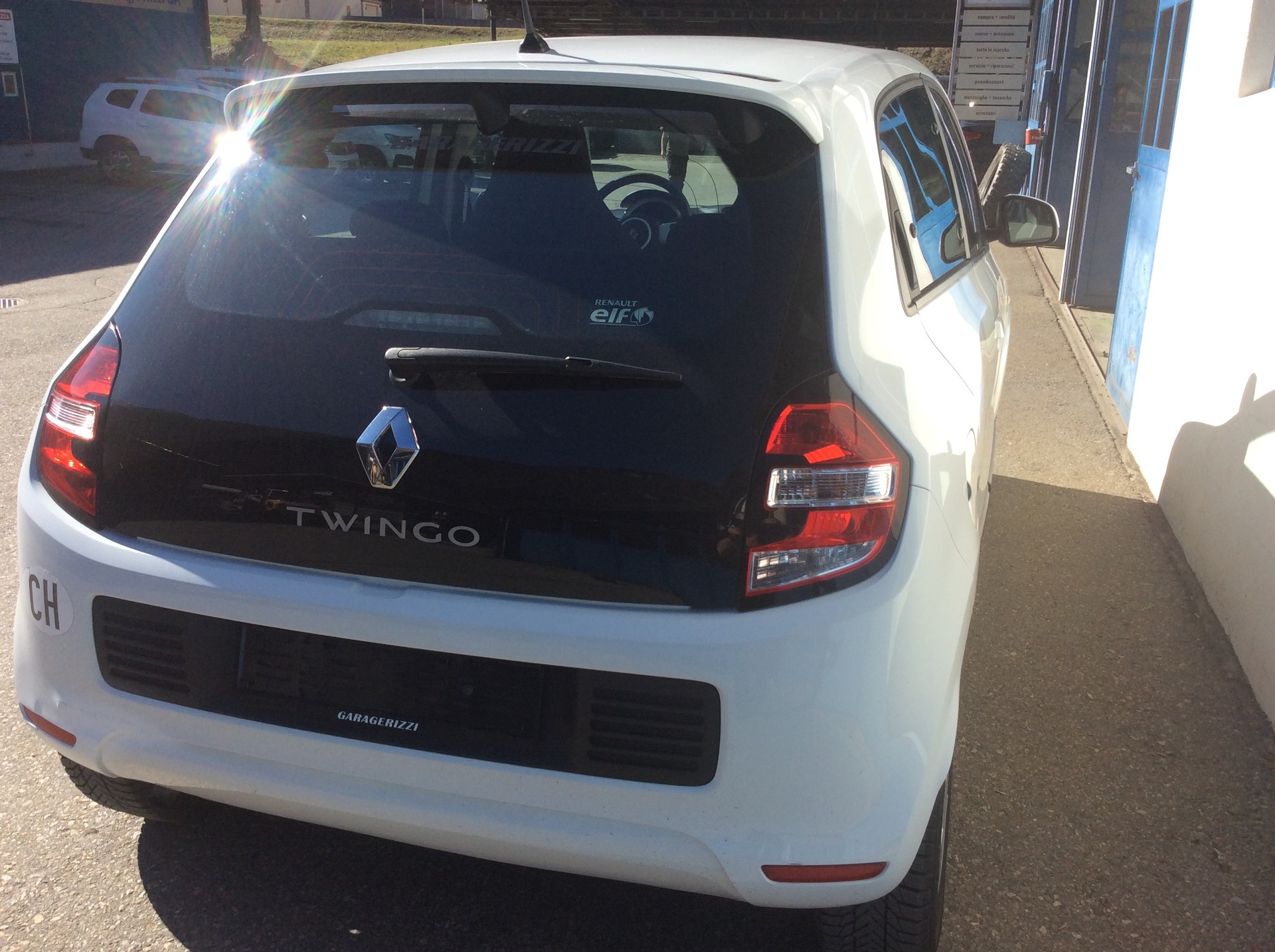 RENAULT Twingo 1.0 Zen-image-2