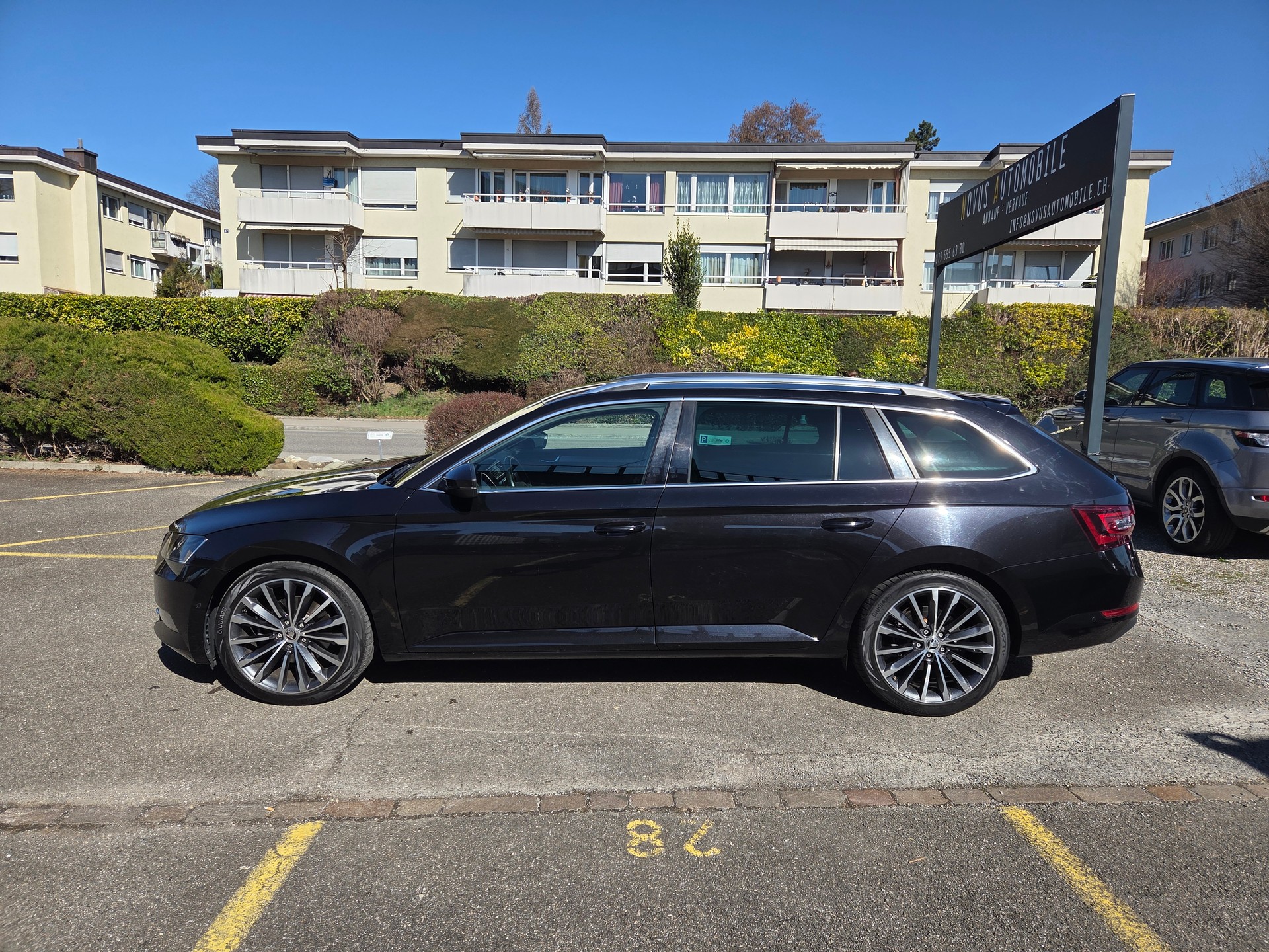 SKODA Superb Combi 2.0 TDi Ambition 4x4 DSG-showroom-element-1
