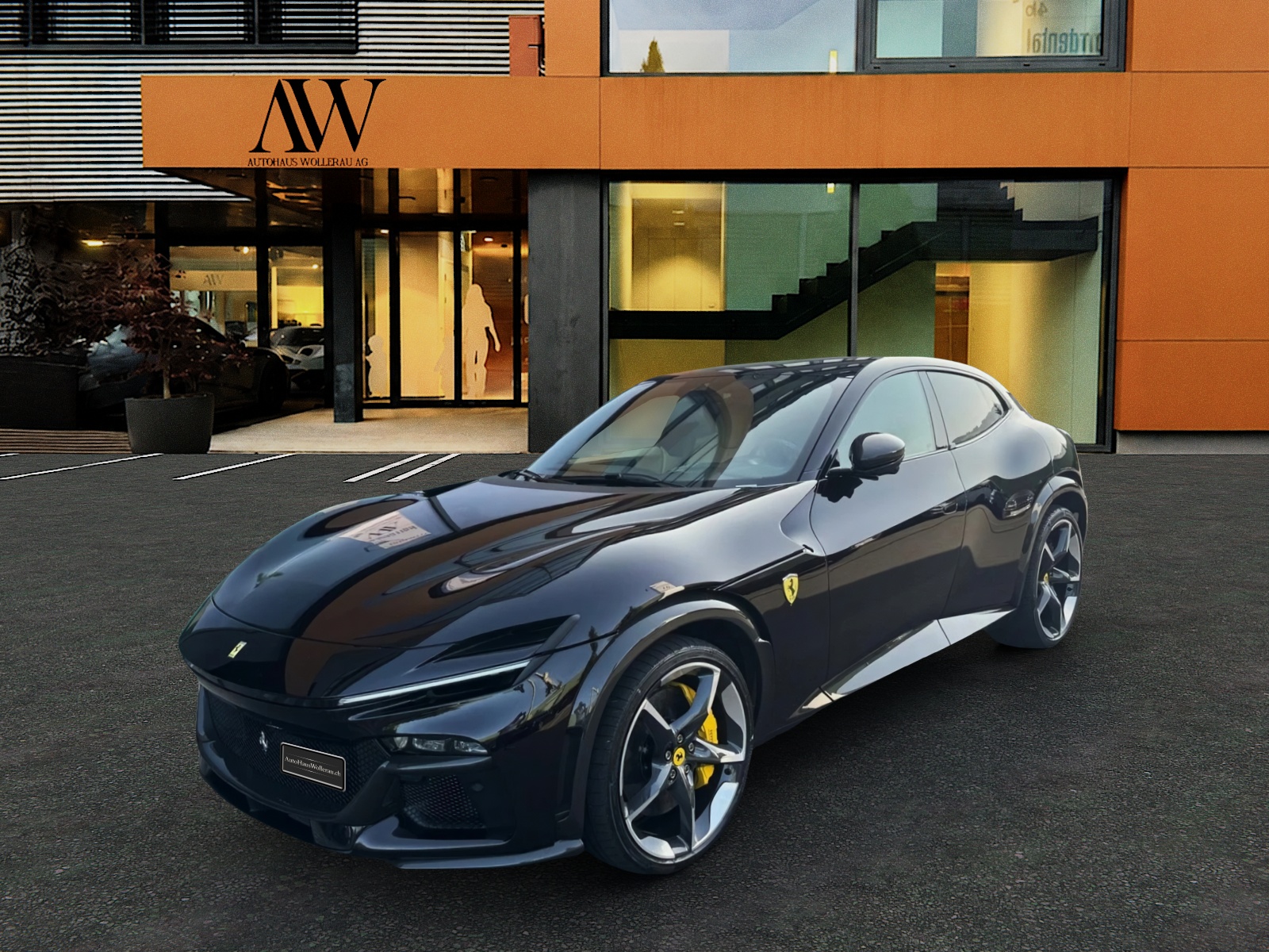 FERRARI Purosangue 6.5-showroom-element-1