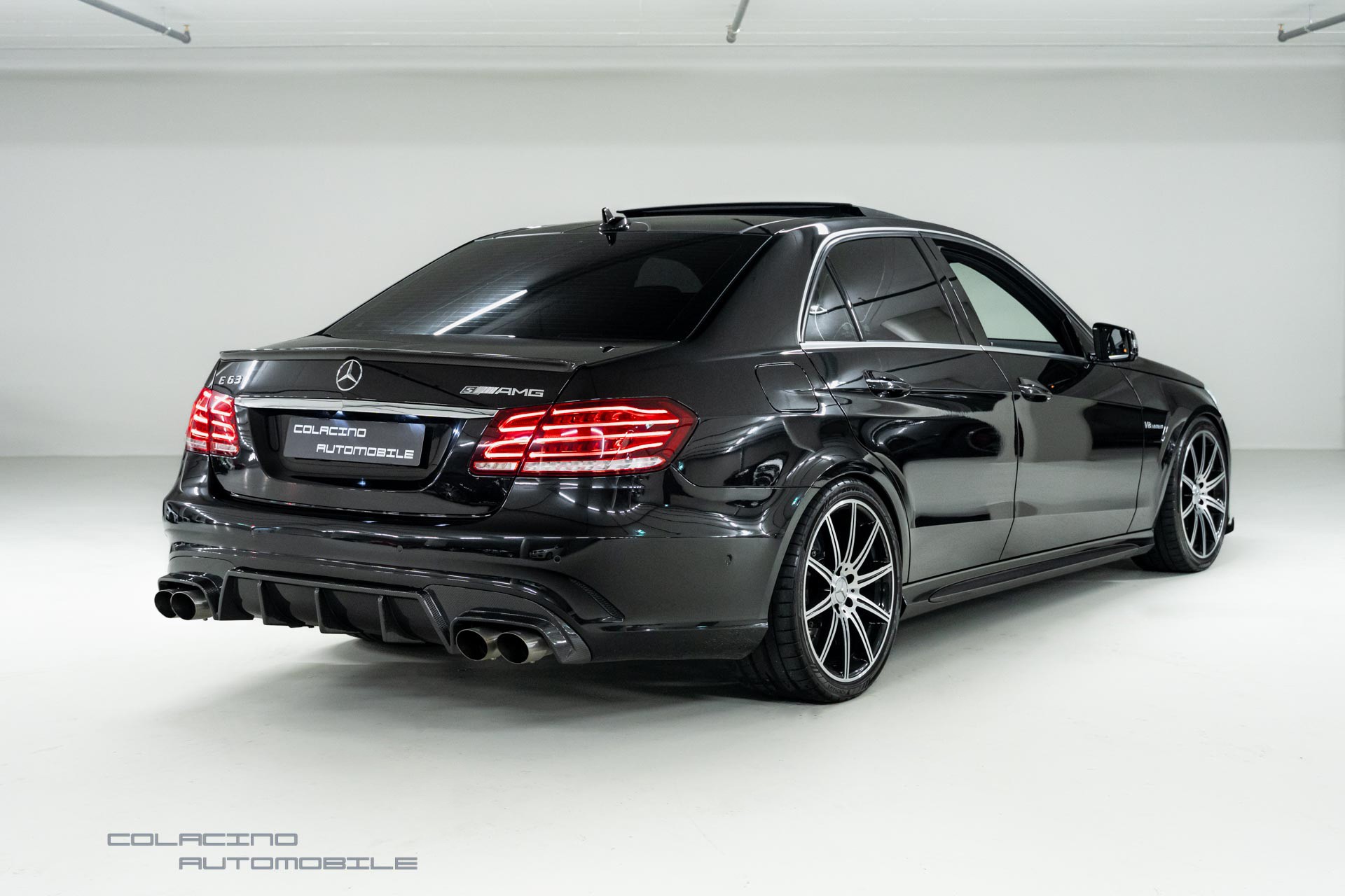MERCEDES-BENZ E 63 AMG S 4Matic Speedshift-showroom-element-1