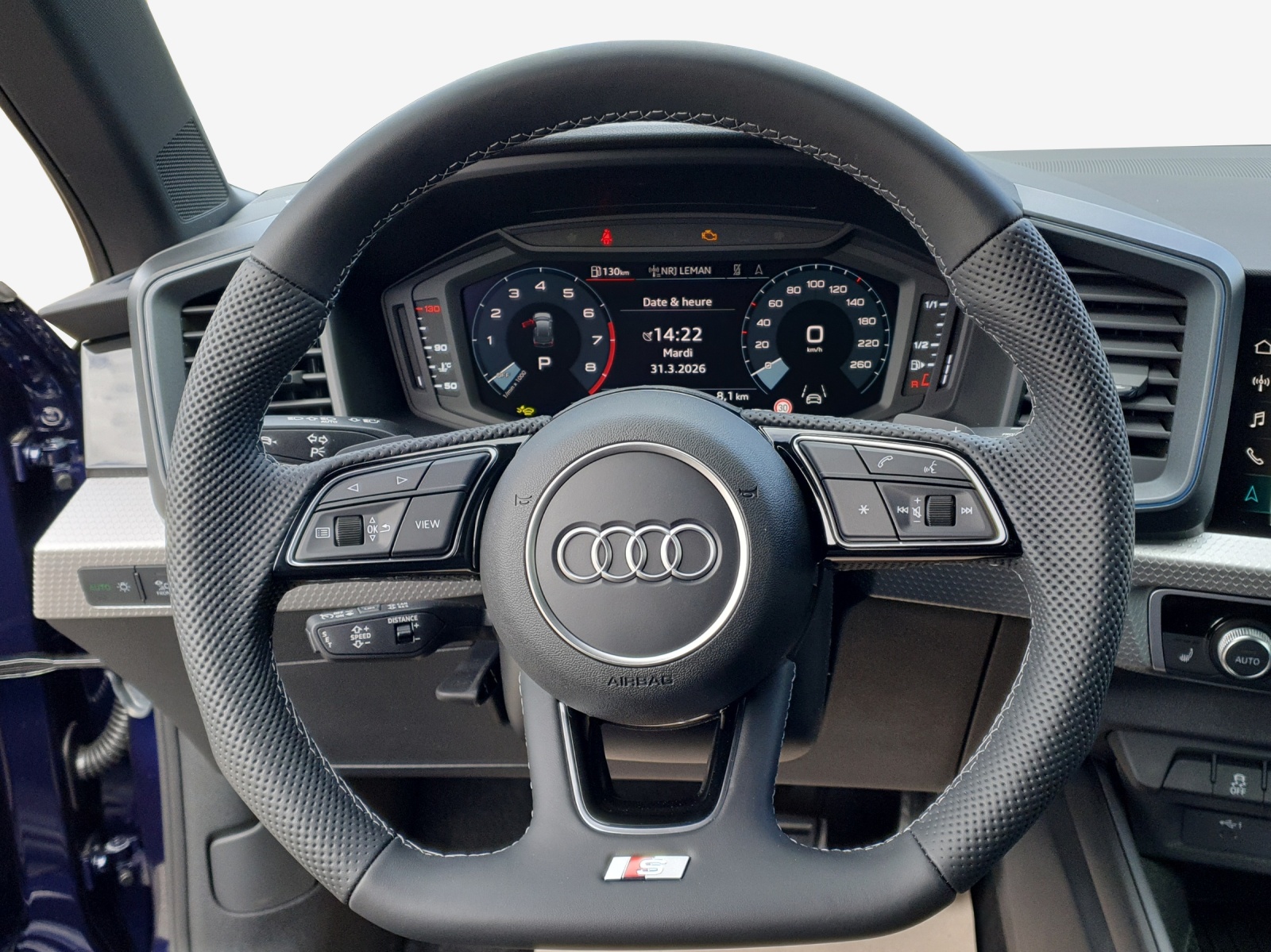 AUDI A1 Sportback 30 TFSI S Line Attraction S-tronic-image-9