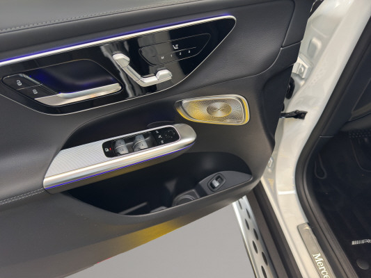 MERCEDES-BENZ GLC 300 4Matic 9G-Tronic-image-9