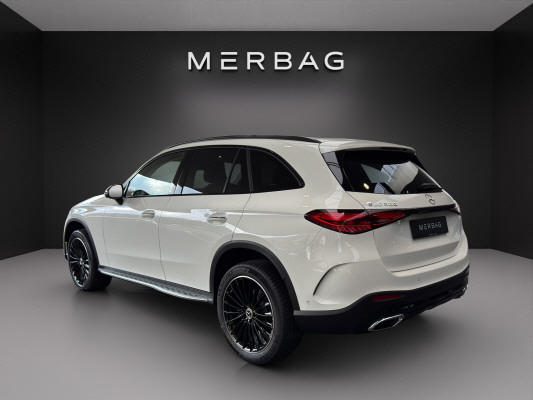 MERCEDES-BENZ GLC 300 4Matic 9G-Tronic-image-3