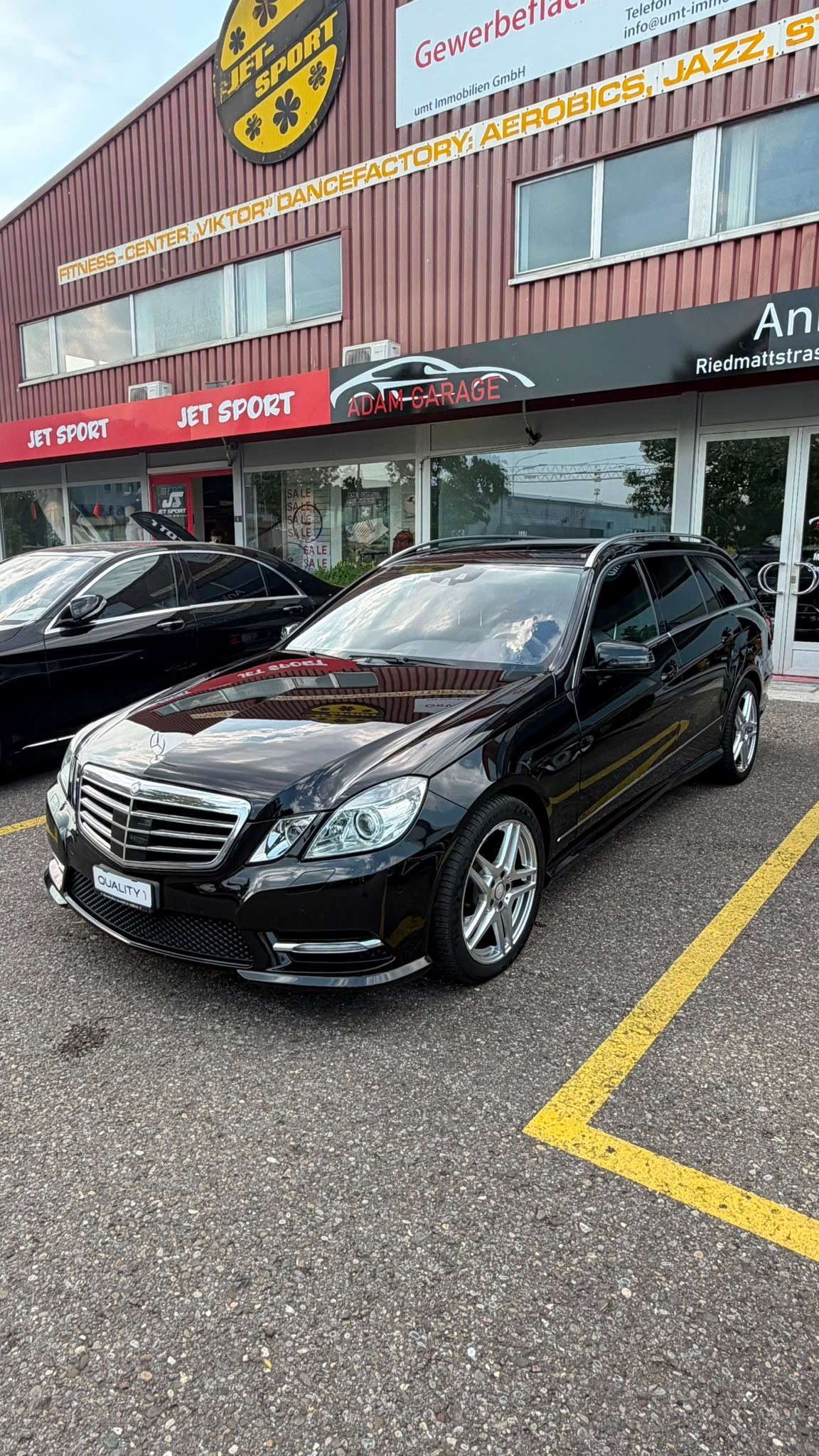 MERCEDES-BENZ E 350 CDI BlueEff. Avantgarde 4Matic 7G-Tronic-image-2