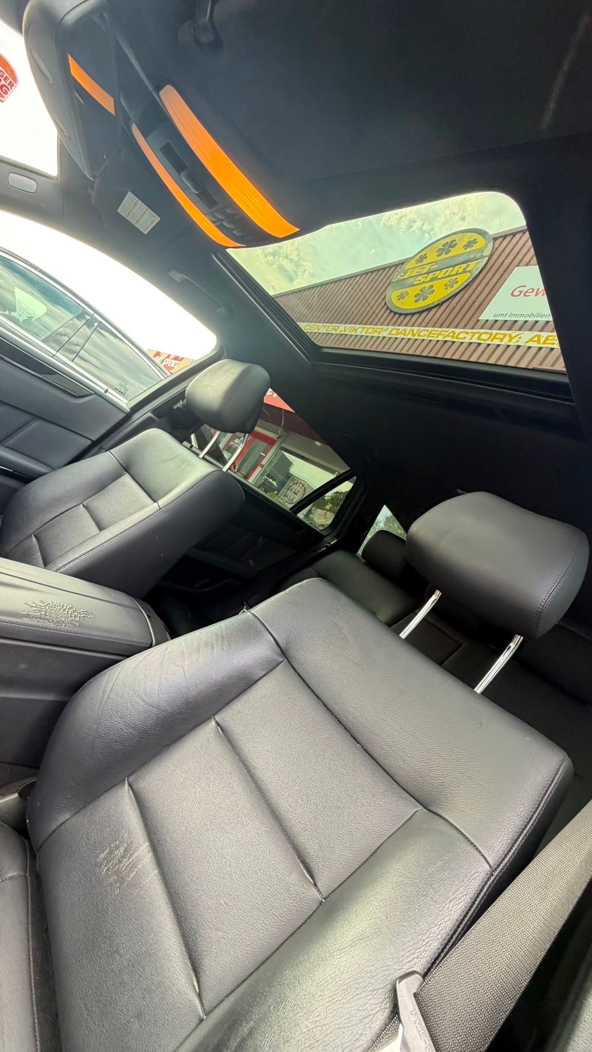 MERCEDES-BENZ E 350 CDI BlueEff. Avantgarde 4Matic 7G-Tronic-image-13