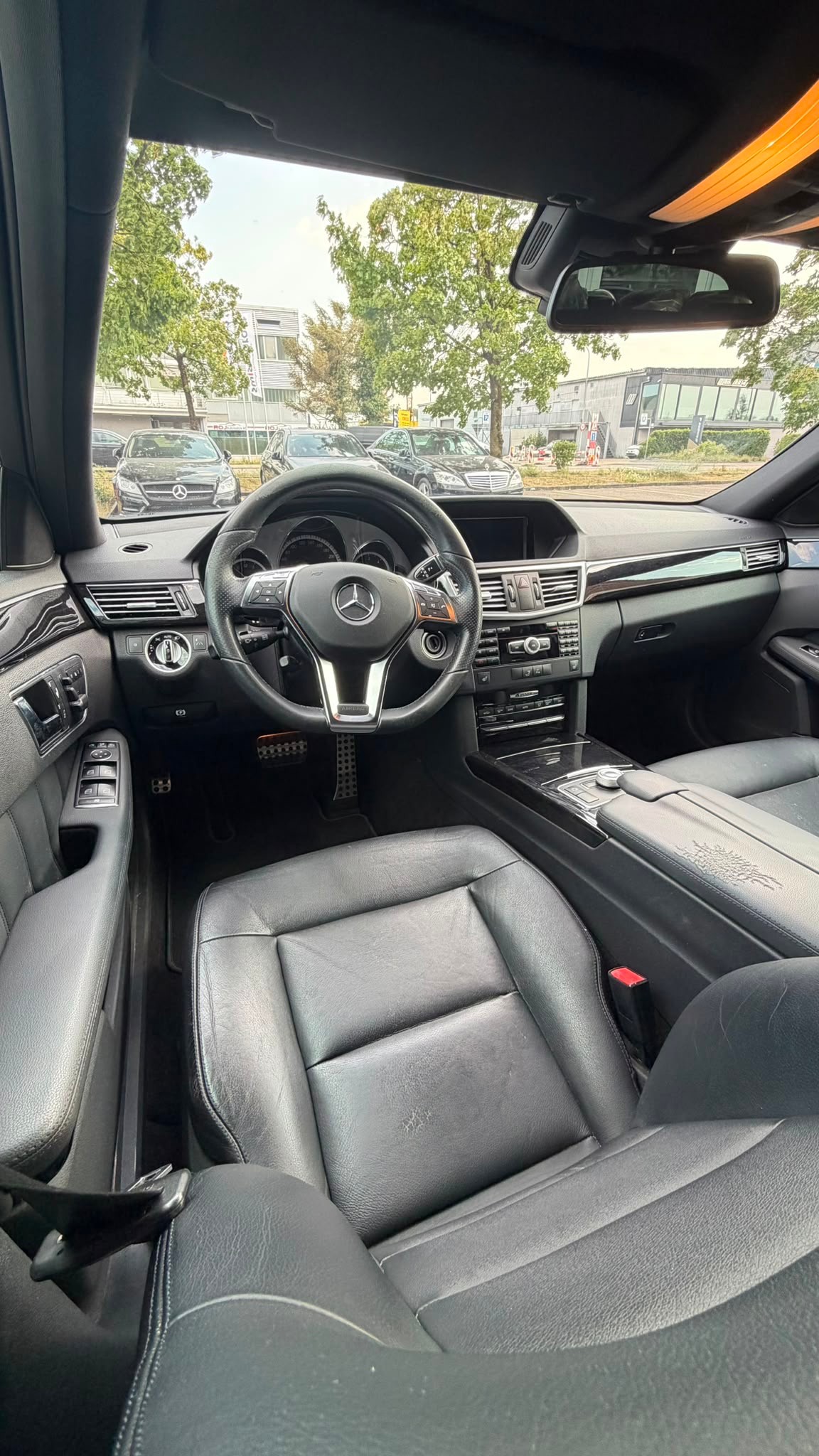 MERCEDES-BENZ E 350 CDI BlueEff. Avantgarde 4Matic 7G-Tronic-image-15