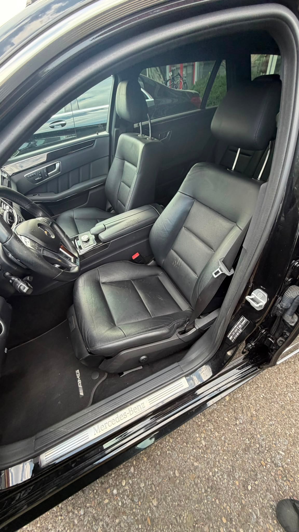 MERCEDES-BENZ E 350 CDI BlueEff. Avantgarde 4Matic 7G-Tronic-image-14