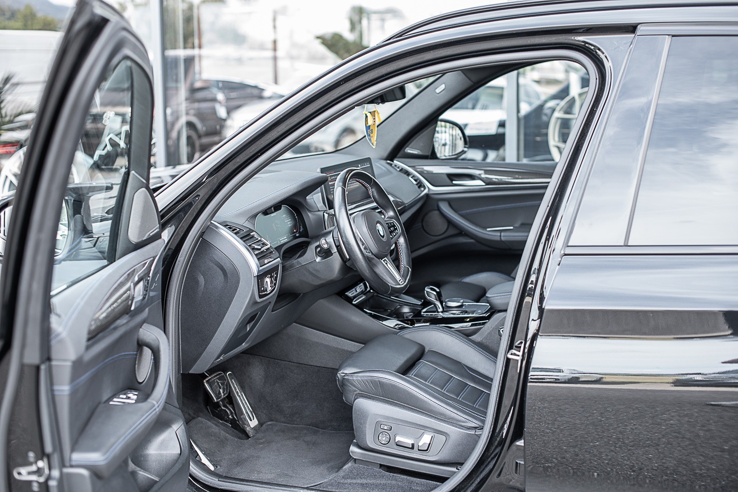 BMW X3 M40i-image-12