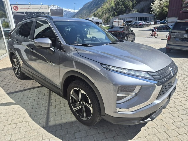 MITSUBISHI Eclipse Cross 2.4 PHEV Inform 4WD-image-1