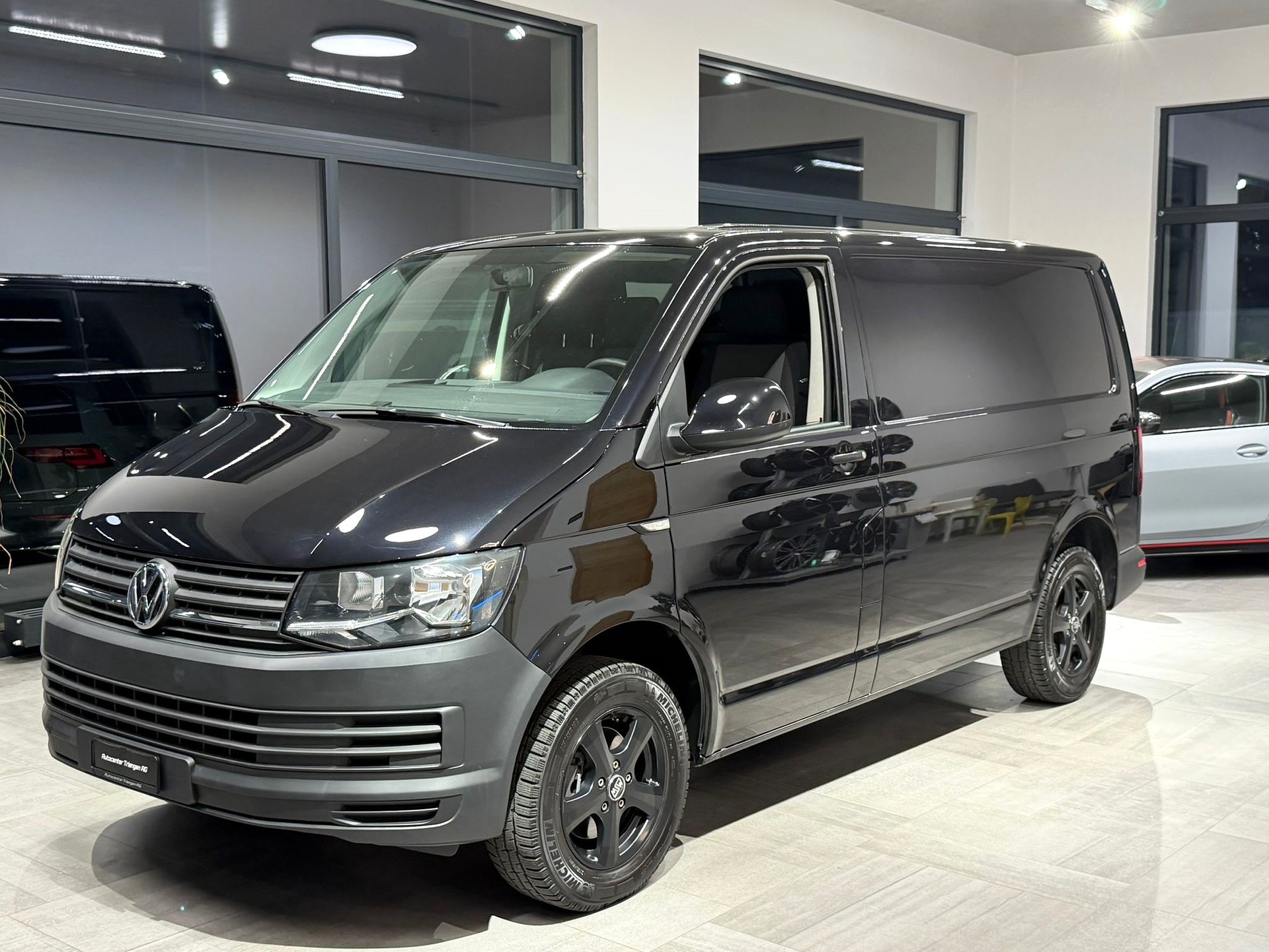 VW T6 2.0 TDI Entry
