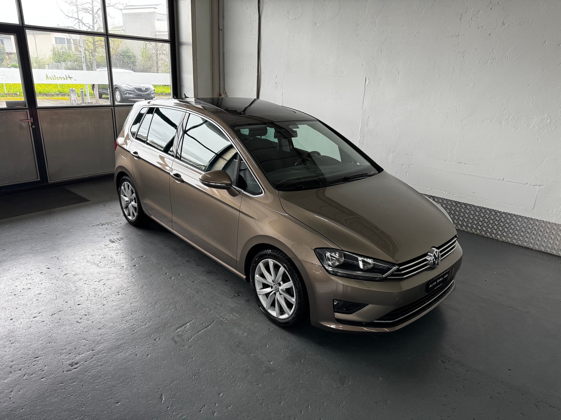 VW Golf Sportsvan 1.4 TSI Highline DSG-image-0