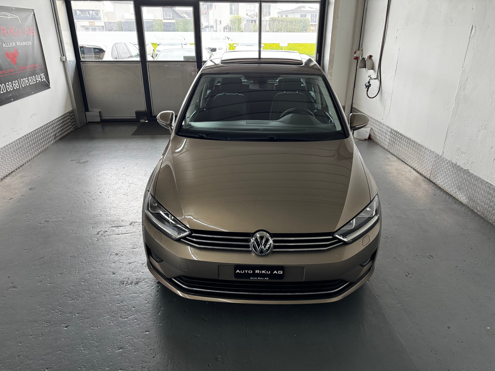 VW Golf Sportsvan 1.4 TSI Highline DSG-image-3