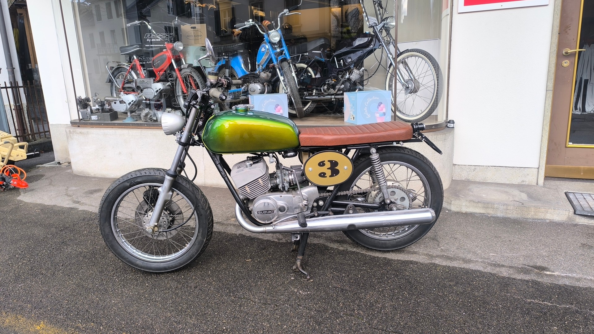 SUZUKI 250-image-6