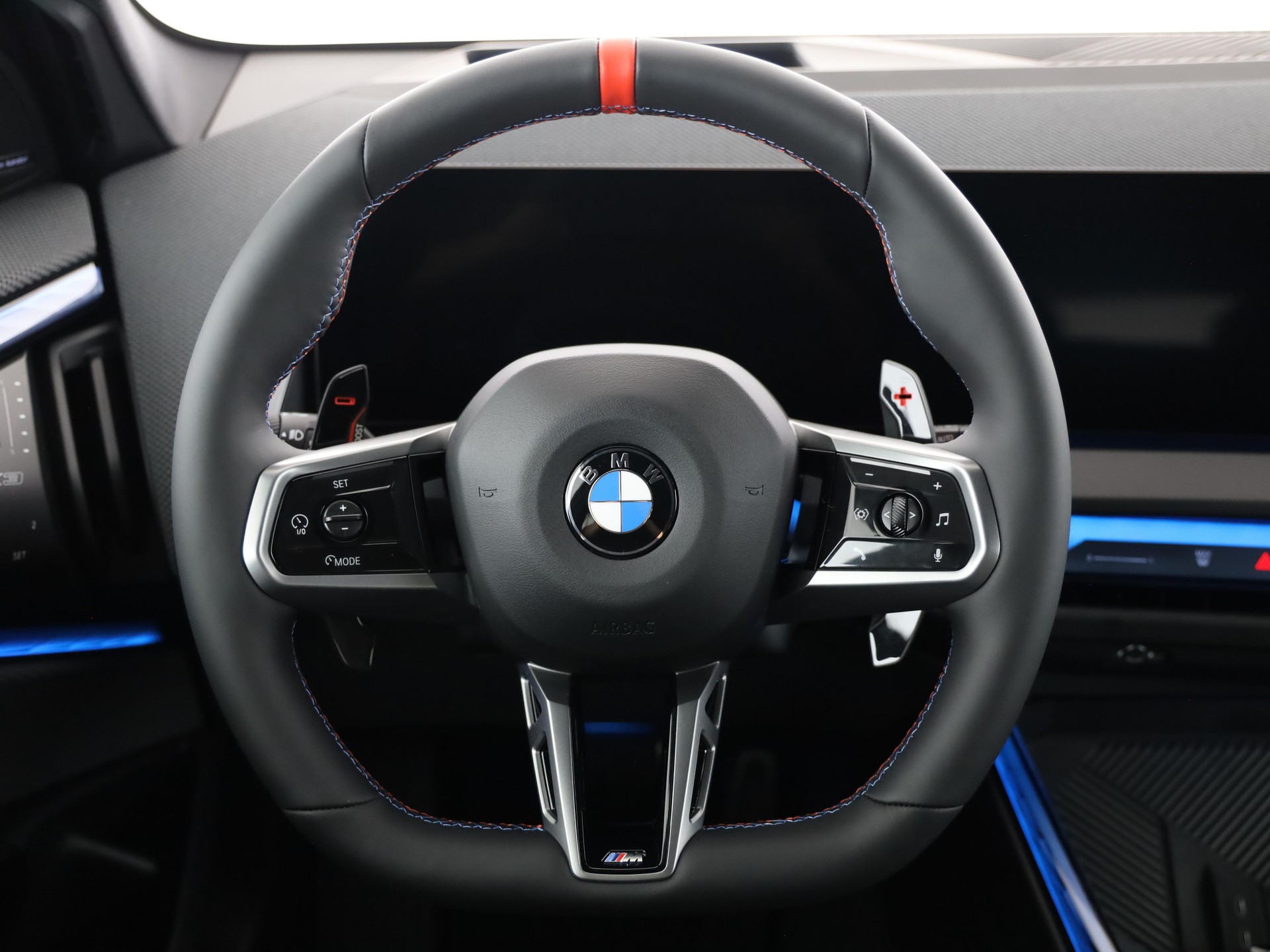 BMW X3 M50i-image-19