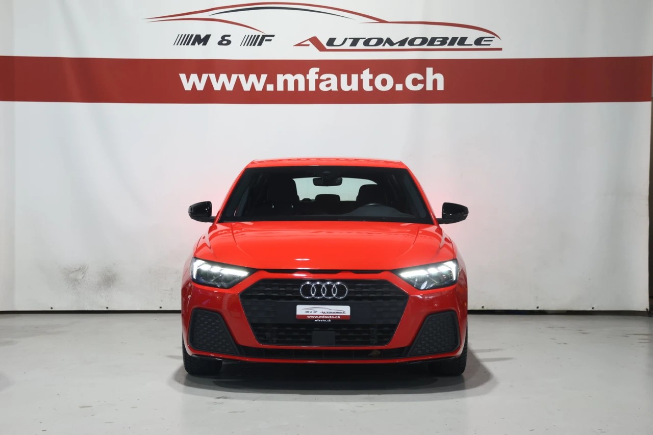AUDI A1 Sportback 1.0 30 TFSI S-Line CH FAHRZEUG-image-1