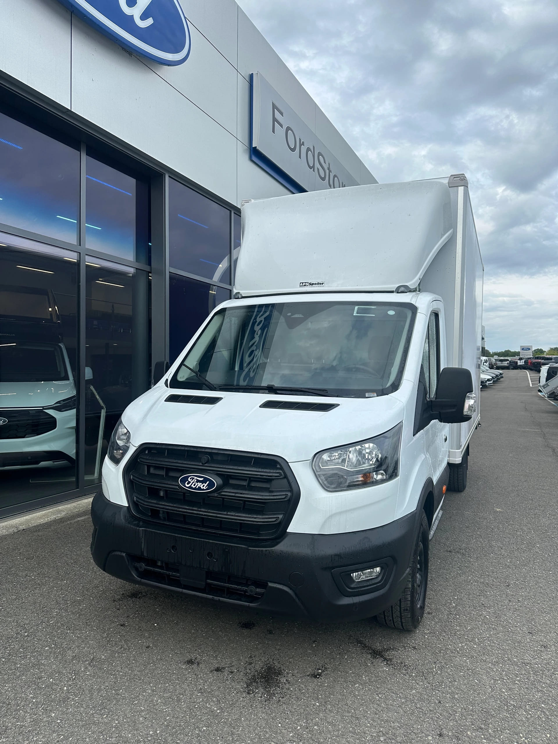 FORD Transit cab.-ch. 350 L4 2.0 Ec Trend/165CV/HD/Aut.-image-0
