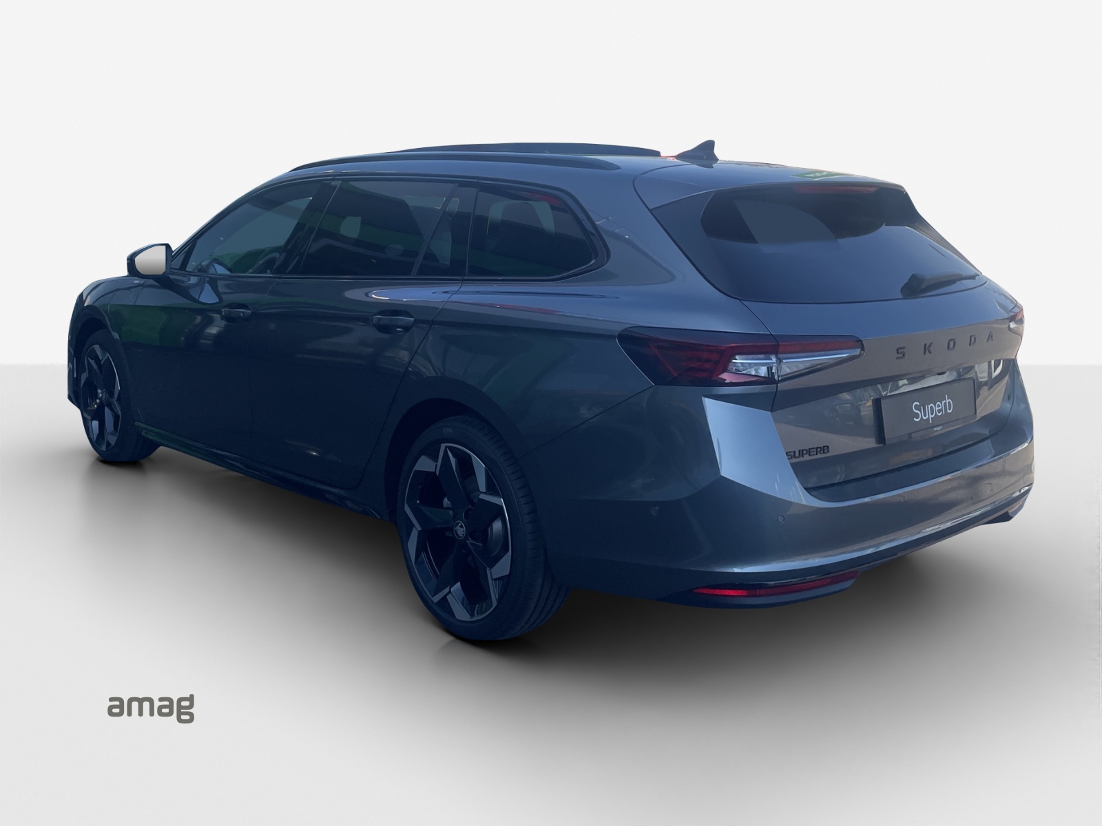 SKODA Superb Combi 1.5 TSI PHEV Sportline DSG-image-2