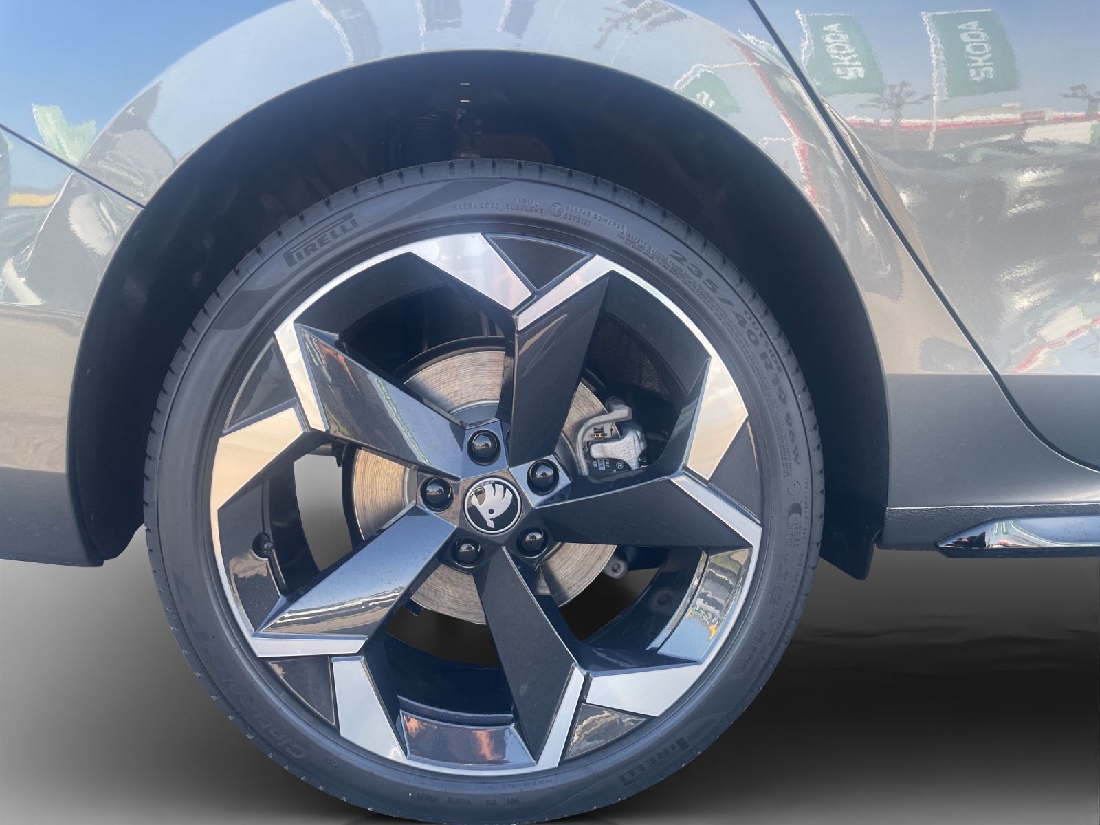 SKODA Superb Combi 1.5 TSI PHEV Sportline DSG-image-13