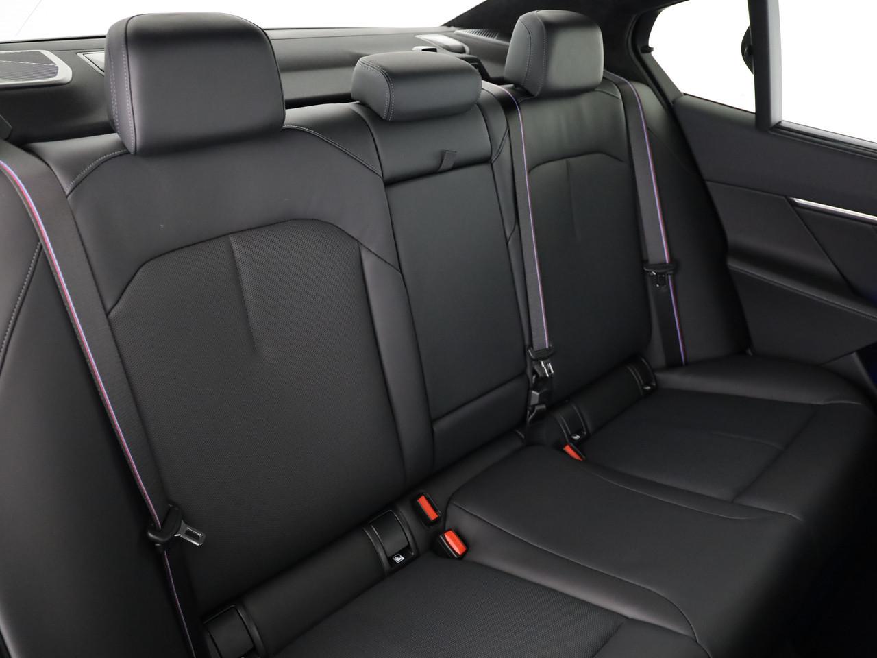 BMW M5 xDrive-image-24