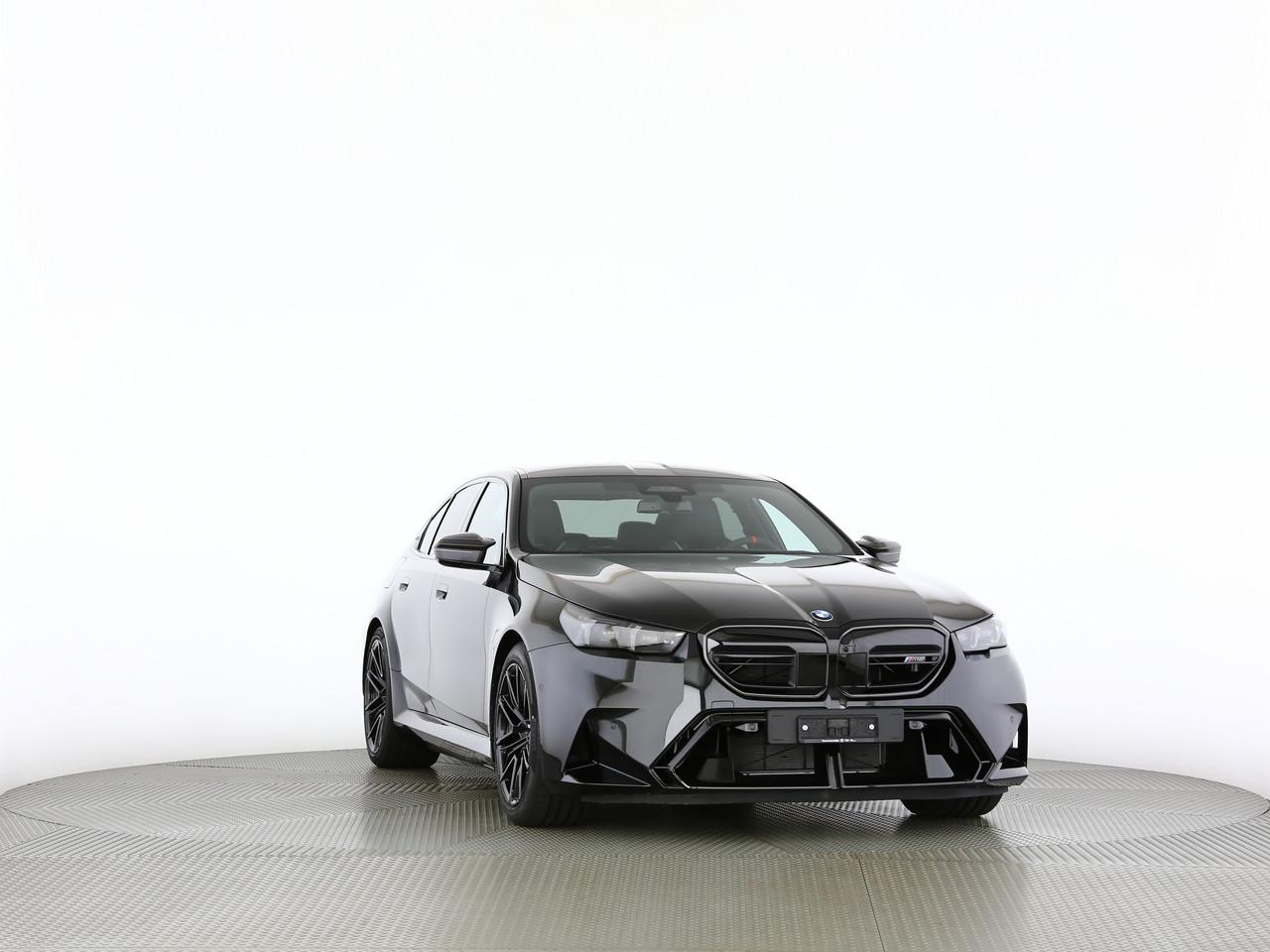BMW M5 xDrive-image-21