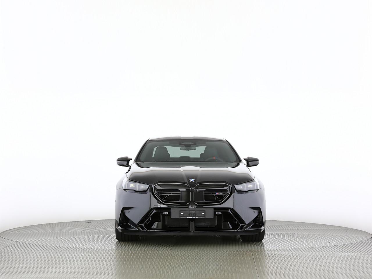 BMW M5 xDrive-image-22