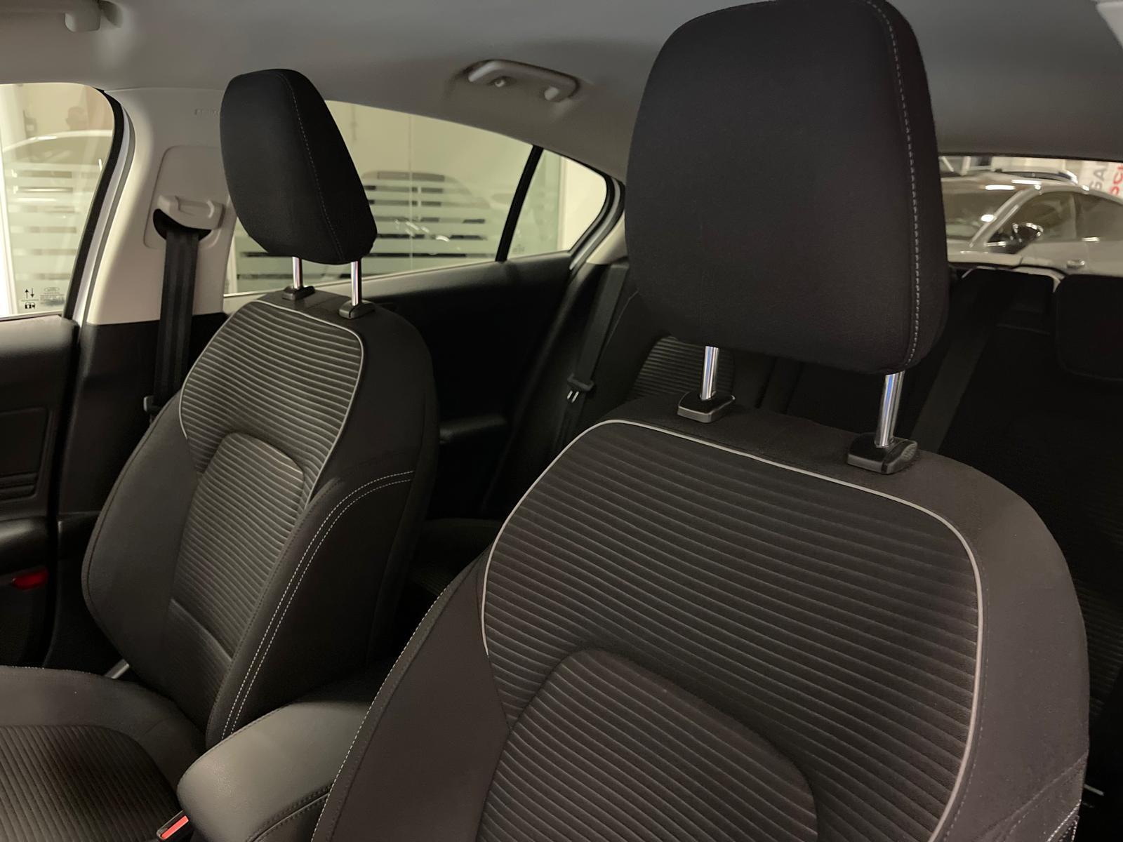 FORD Focus 1.5i EcoB SCTi 150 Titanium-image-12