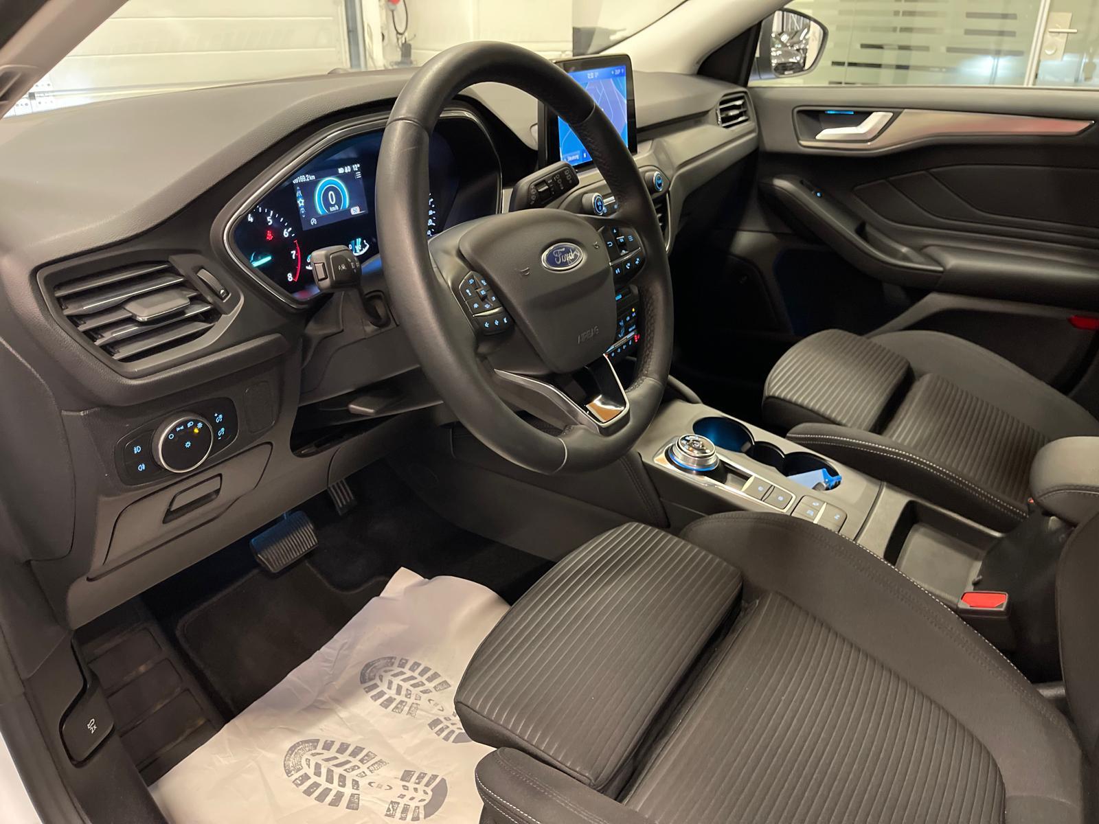 FORD Focus 1.5i EcoB SCTi 150 Titanium-image-9