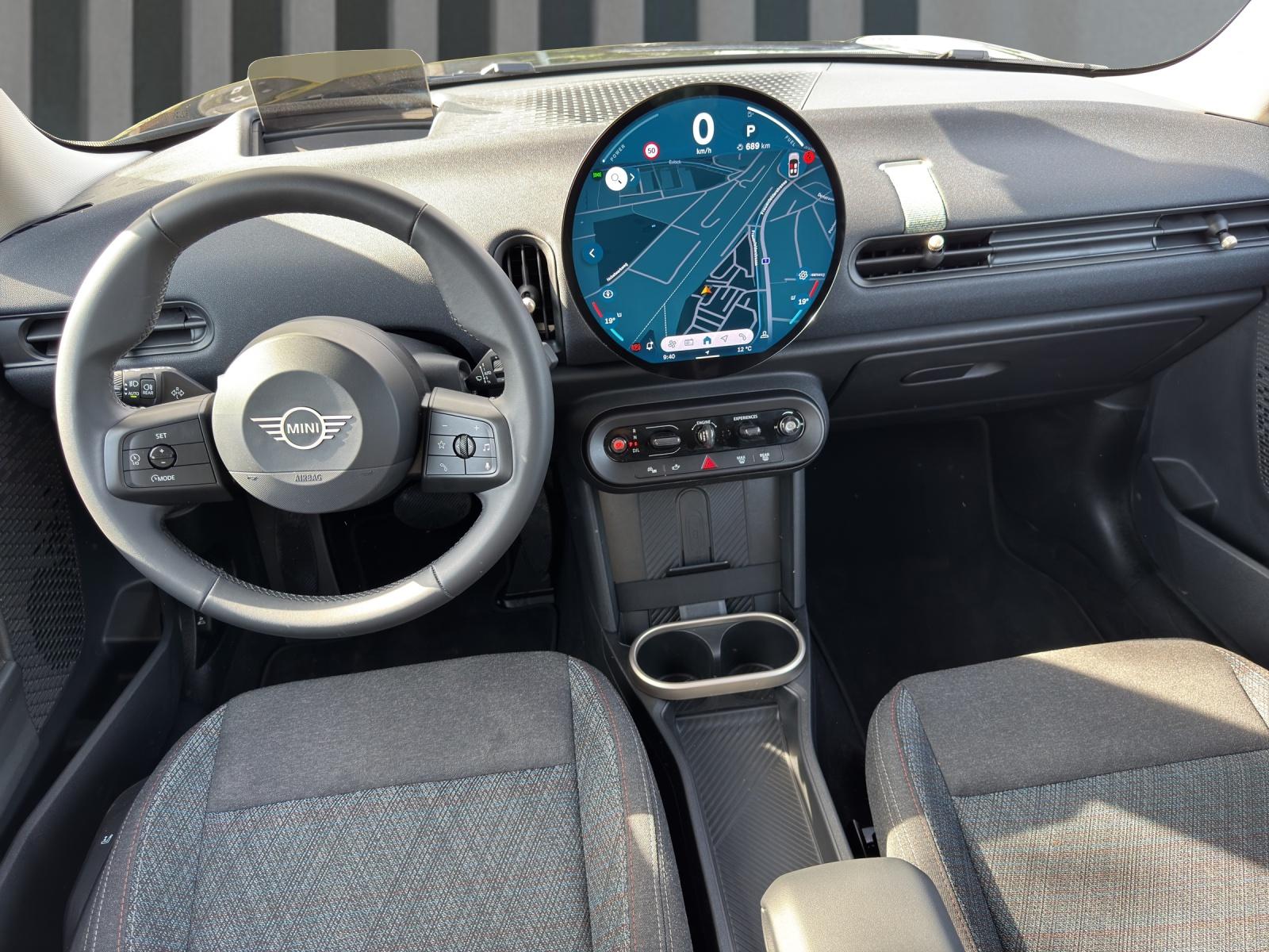 MINI F66 1.5i Cooper C Paket XS-image-9