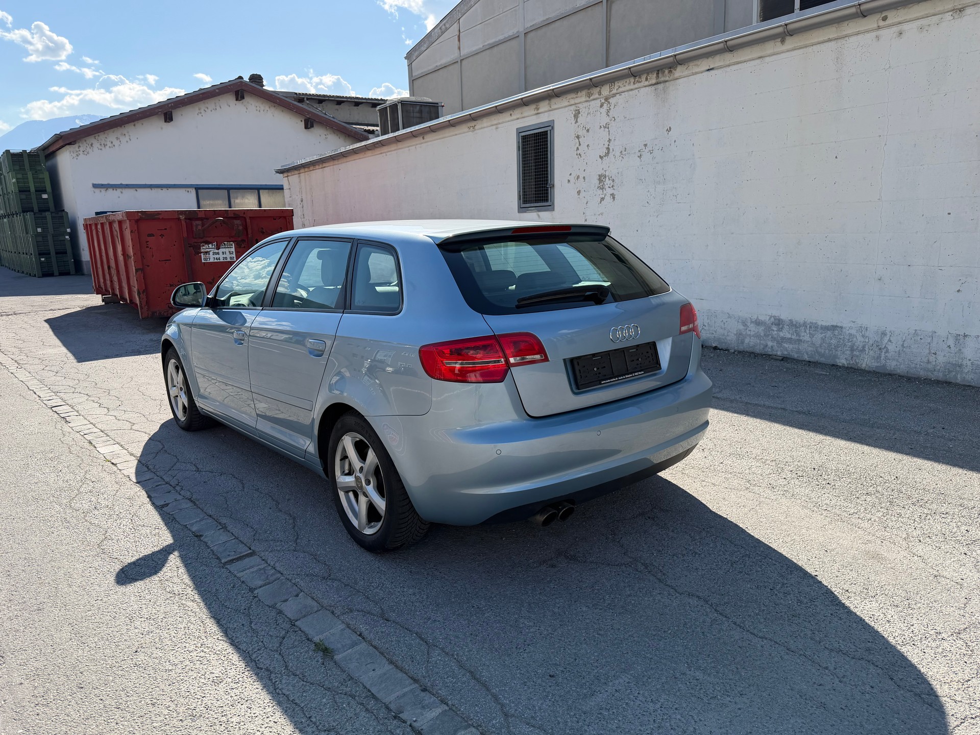 AUDI A3 Sportback 2.0 TFSI Ambition quattro S-tronic-image-6