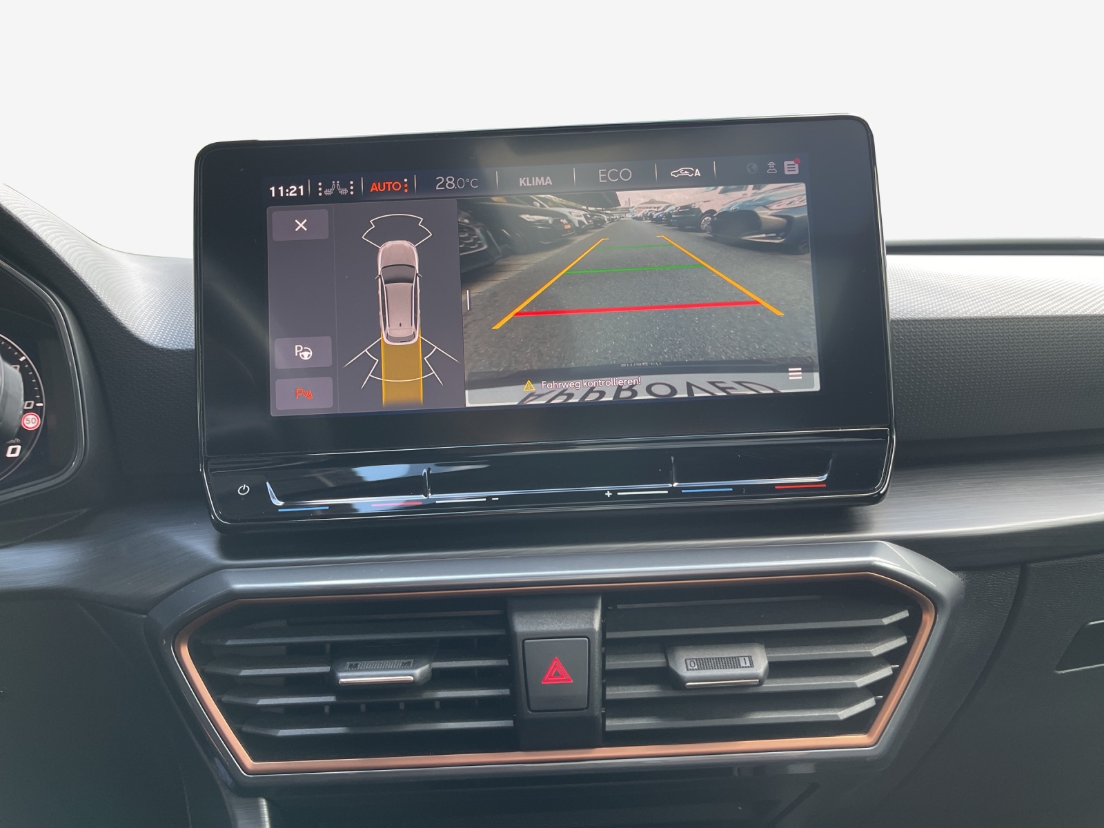 CUPRA LEON ST 1.4 e-HYBRID pHEV DSG-image-15