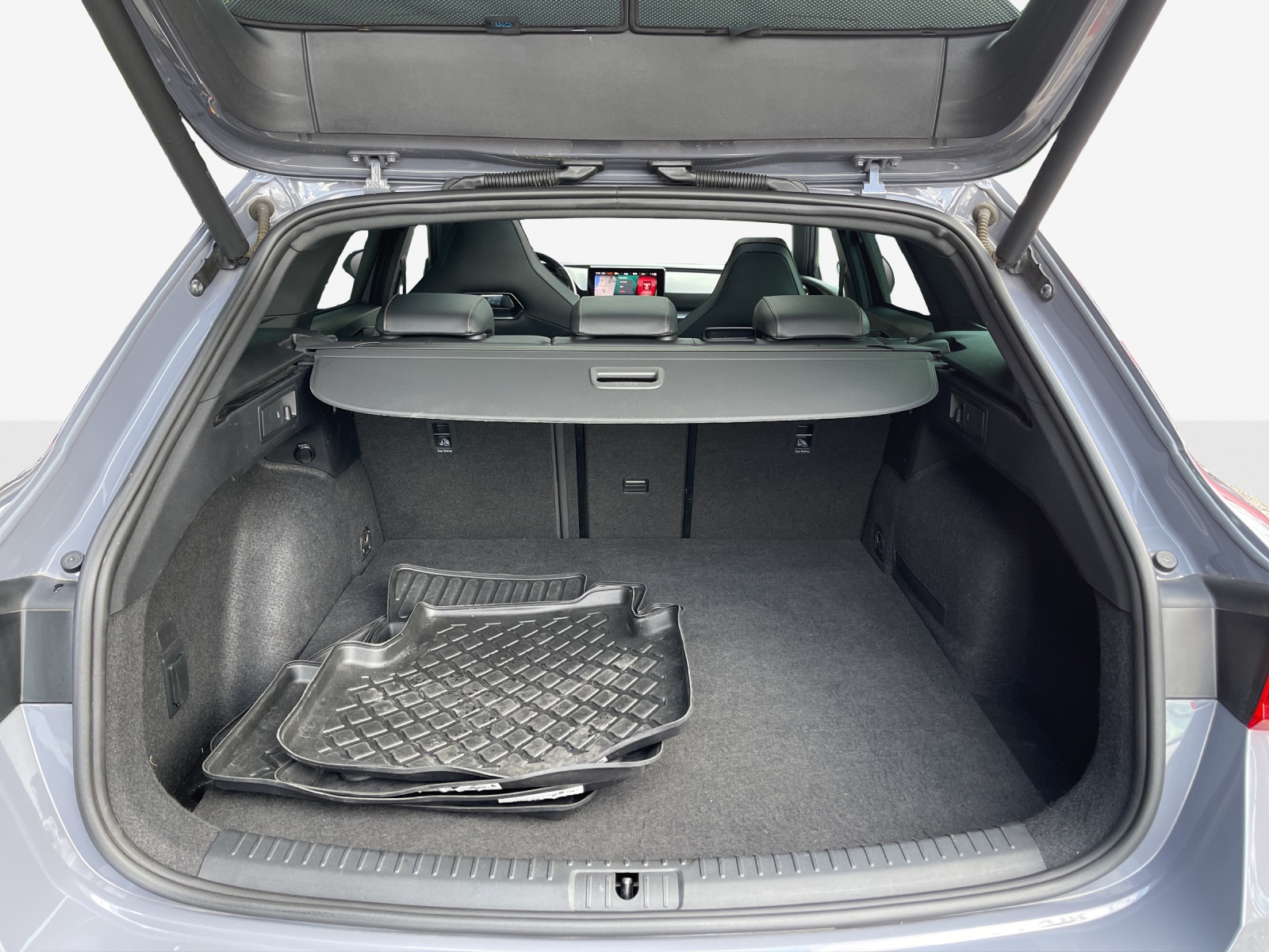 CUPRA LEON ST 1.4 e-HYBRID pHEV DSG-image-12