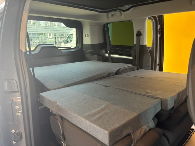 PEUGEOT PANAMA U10+ TRAVELLER 180CV EAT8-image-12