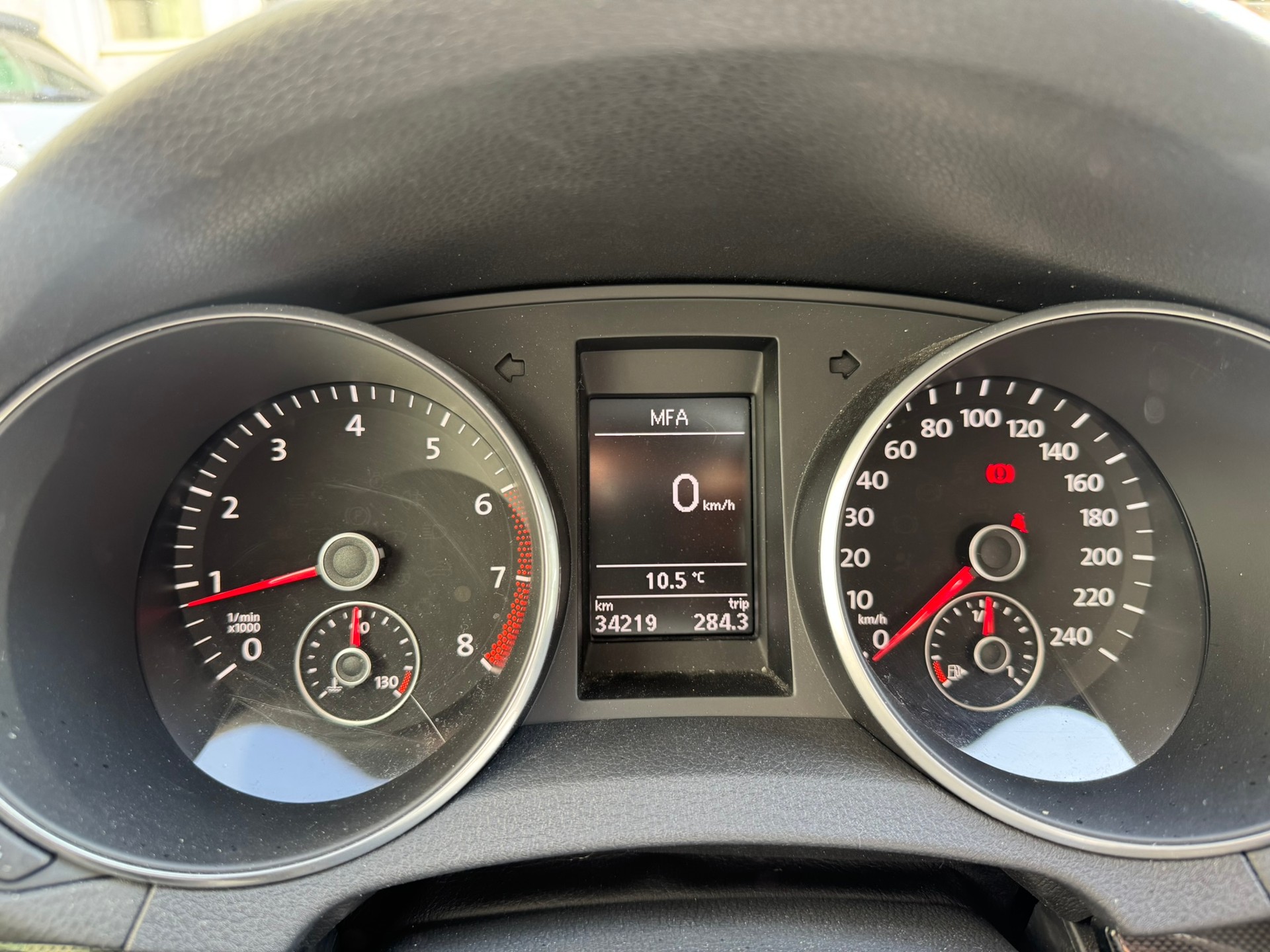 VW Golf 1.2 TSI BlueMotion Technology Team-image-11