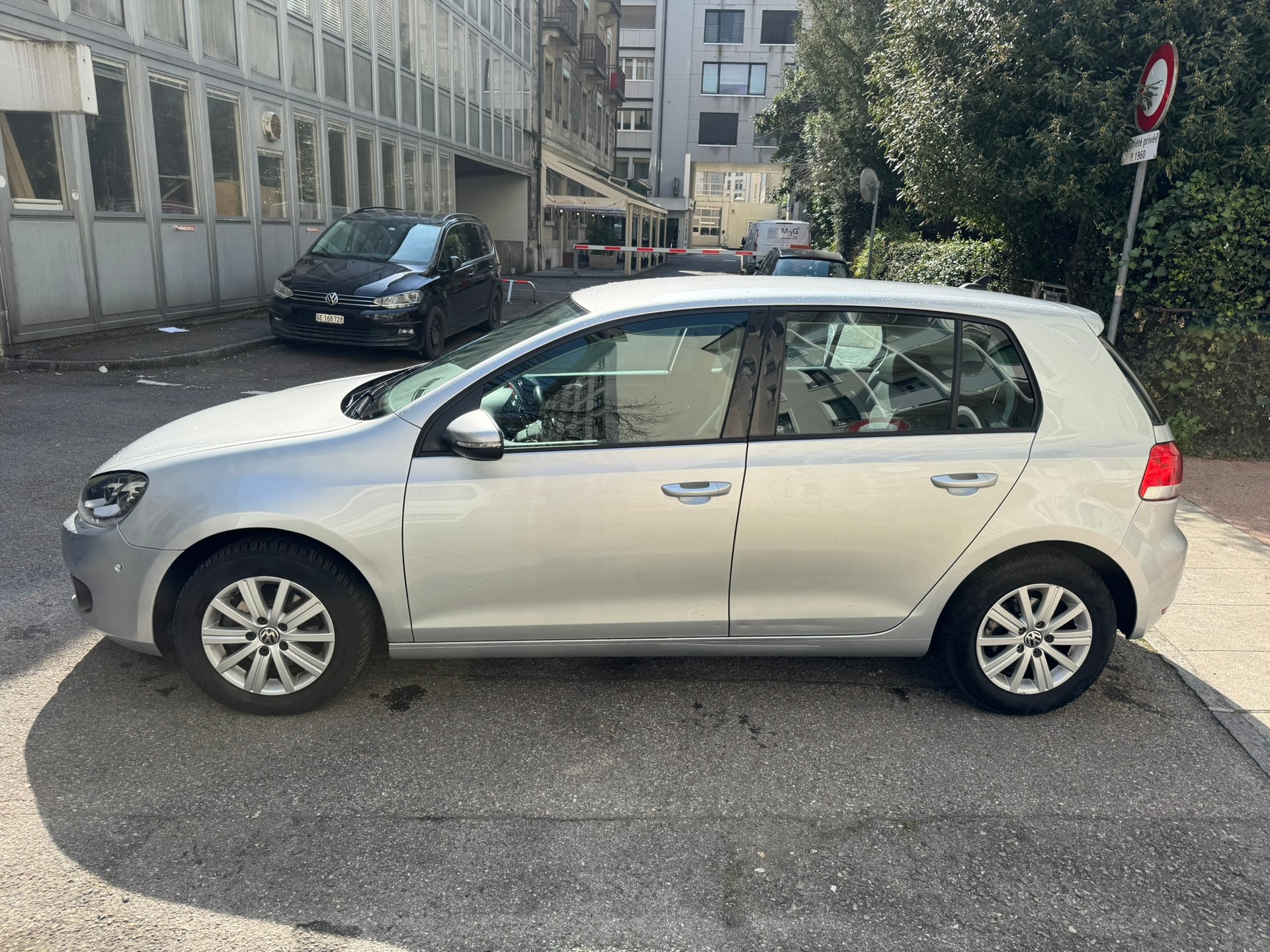VW Golf 1.2 TSI BlueMotion Technology Team-image-1