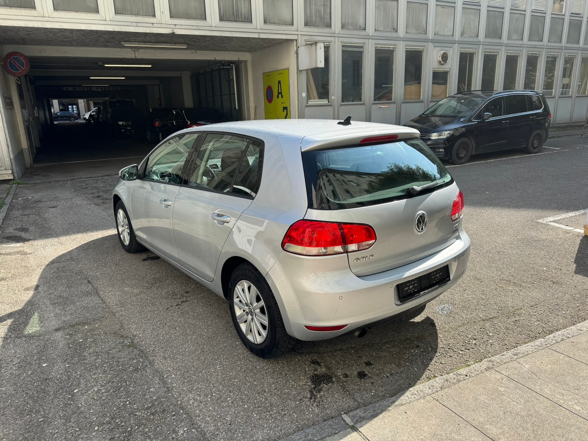 VW Golf 1.2 TSI BlueMotion Technology Team-image-2