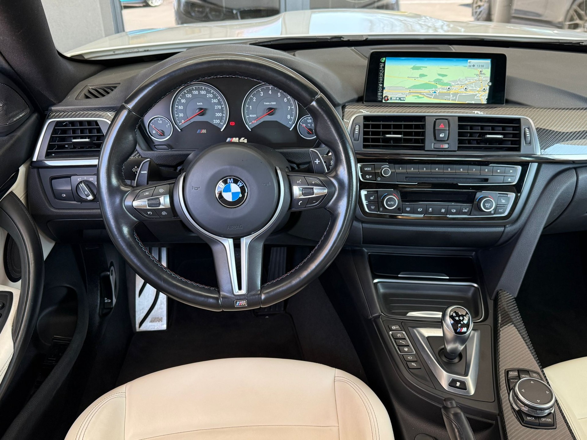 BMW M4 Coupé DKG *CH-Fahrzeug* *Original Zustand* *Frisch ab MFK*-image-26