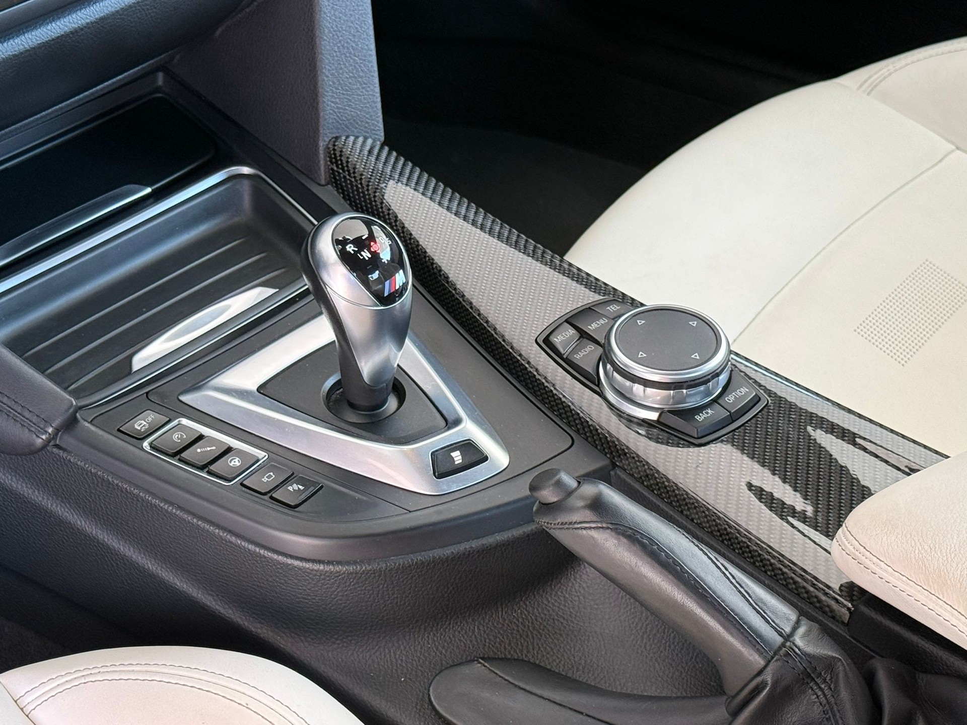 BMW M4 Coupé DKG *CH-Fahrzeug* *Original Zustand* *Frisch ab MFK*-image-23