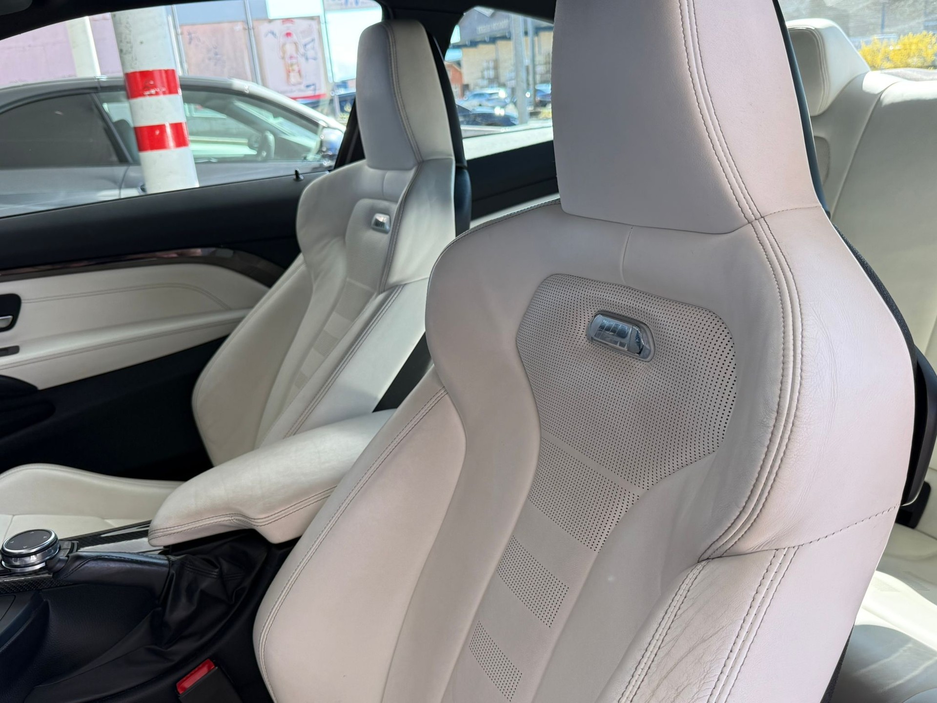 BMW M4 Coupé DKG *CH-Fahrzeug* *Original Zustand* *Frisch ab MFK*-image-20