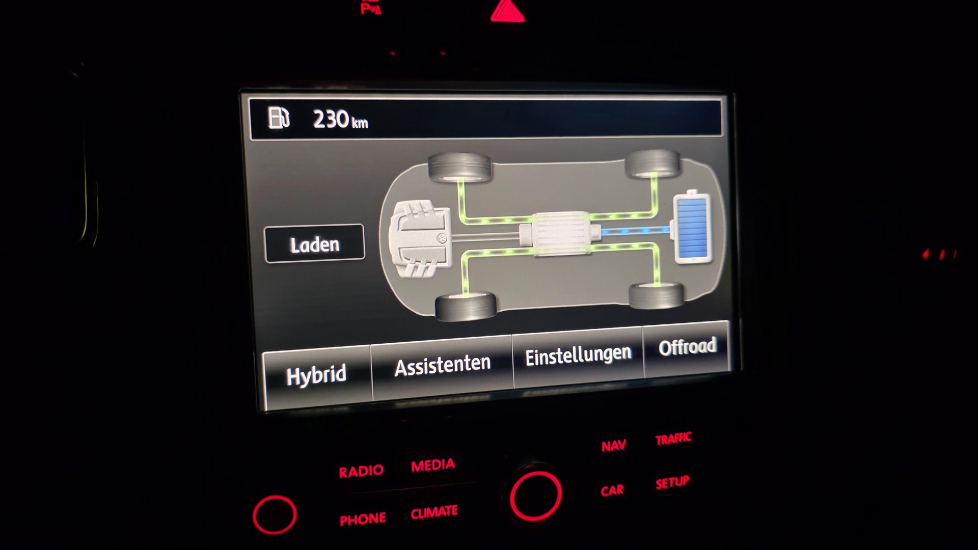 VW Touareg 3.0 TSI Hybrid Black Pearl Tiptronic-image-12
