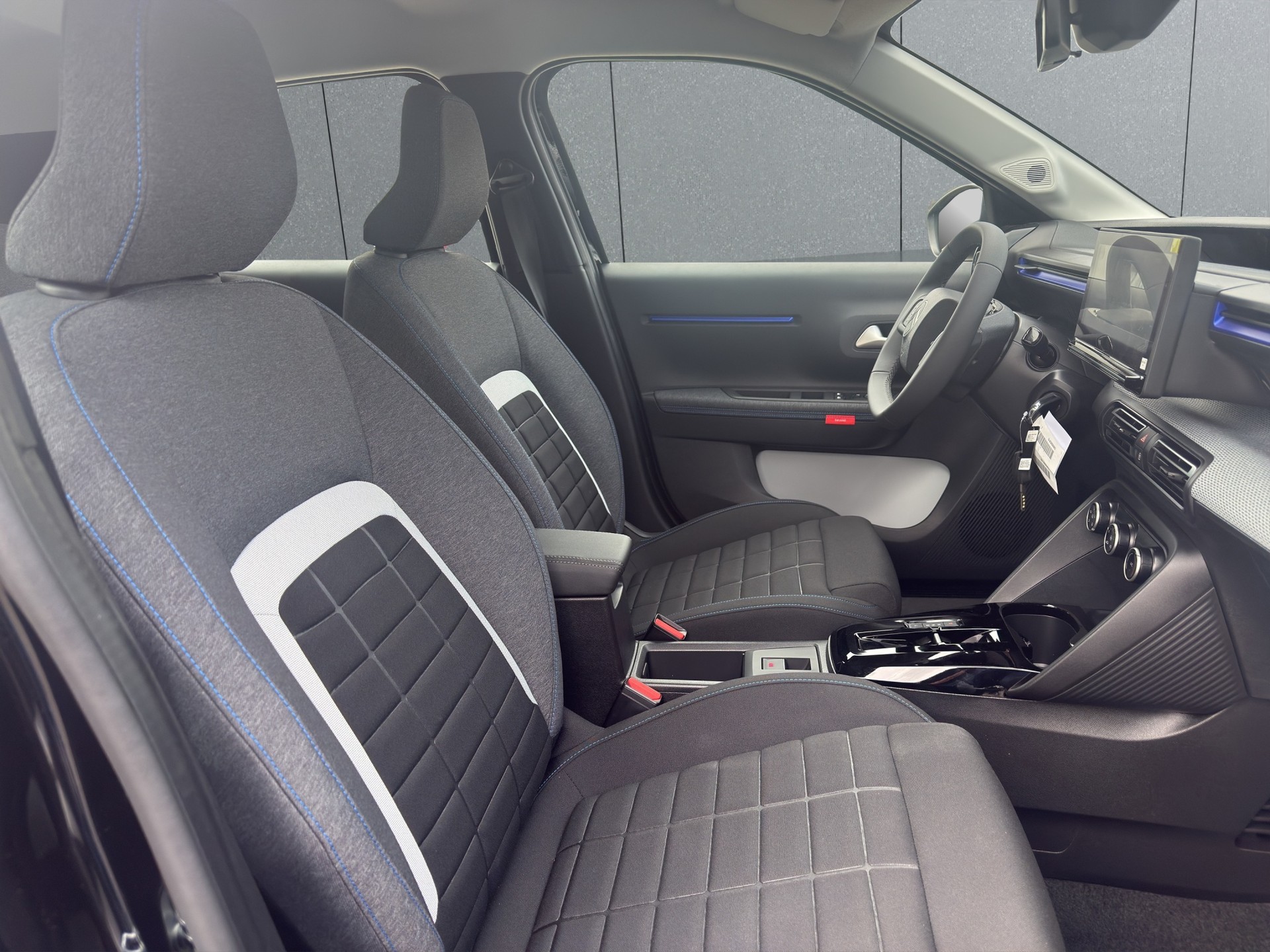 CITROEN C3 1.2 Hybrid Tonic-image-14