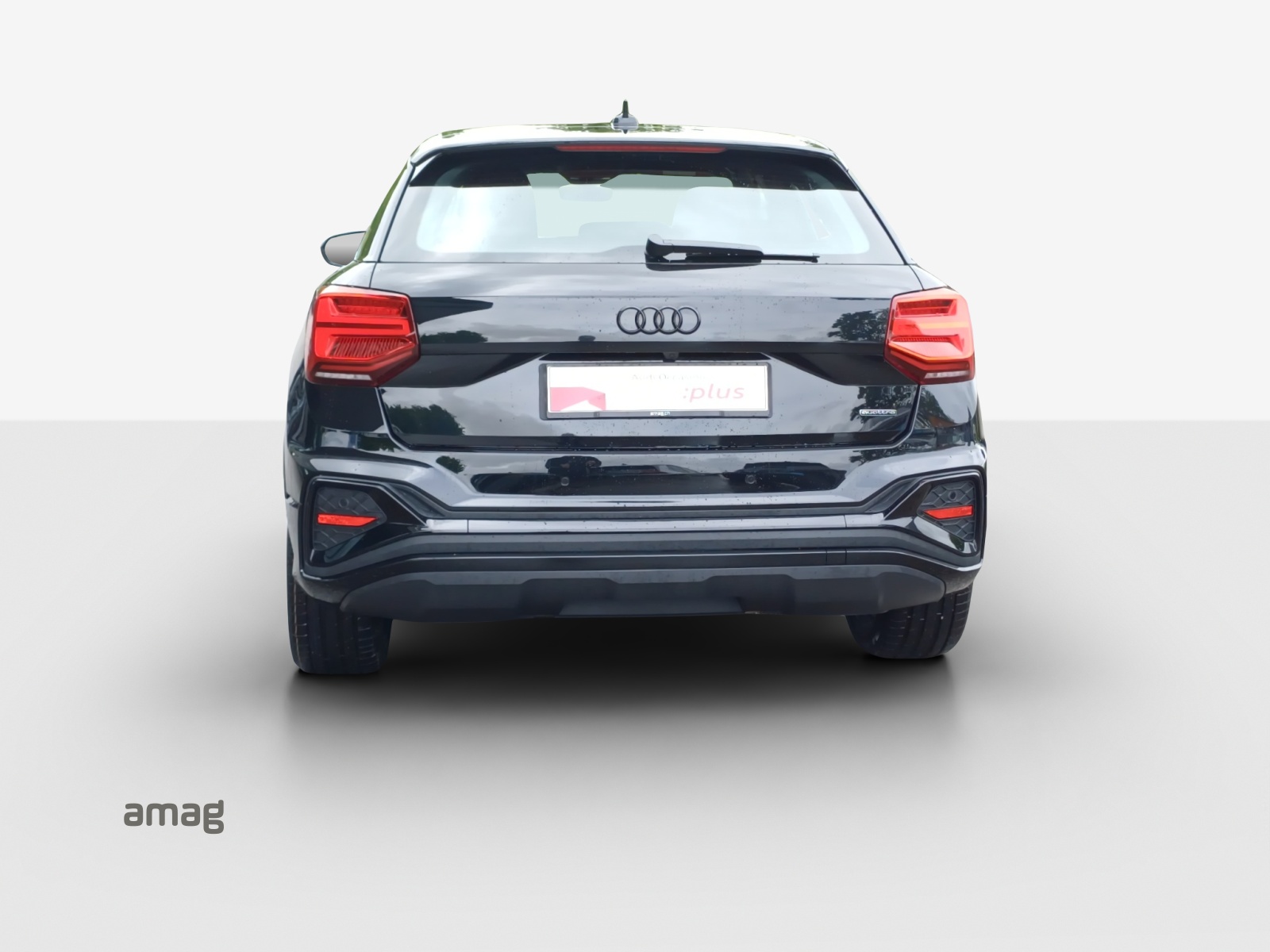 AUDI Q2 40 TFSI S line Attraction quattro S-tronic-image-3