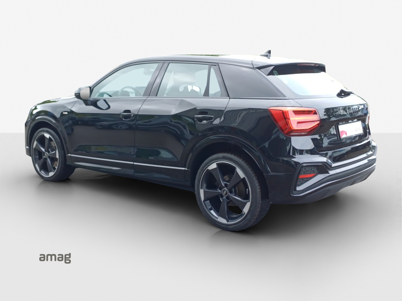 AUDI Q2 40 TFSI S line Attraction quattro S-tronic-image-2