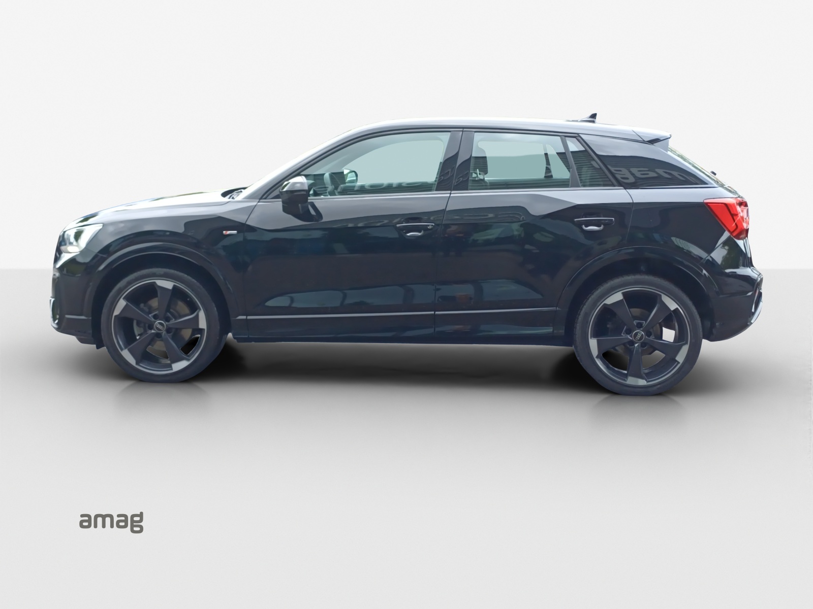 AUDI Q2 40 TFSI S line Attraction quattro S-tronic-image-1