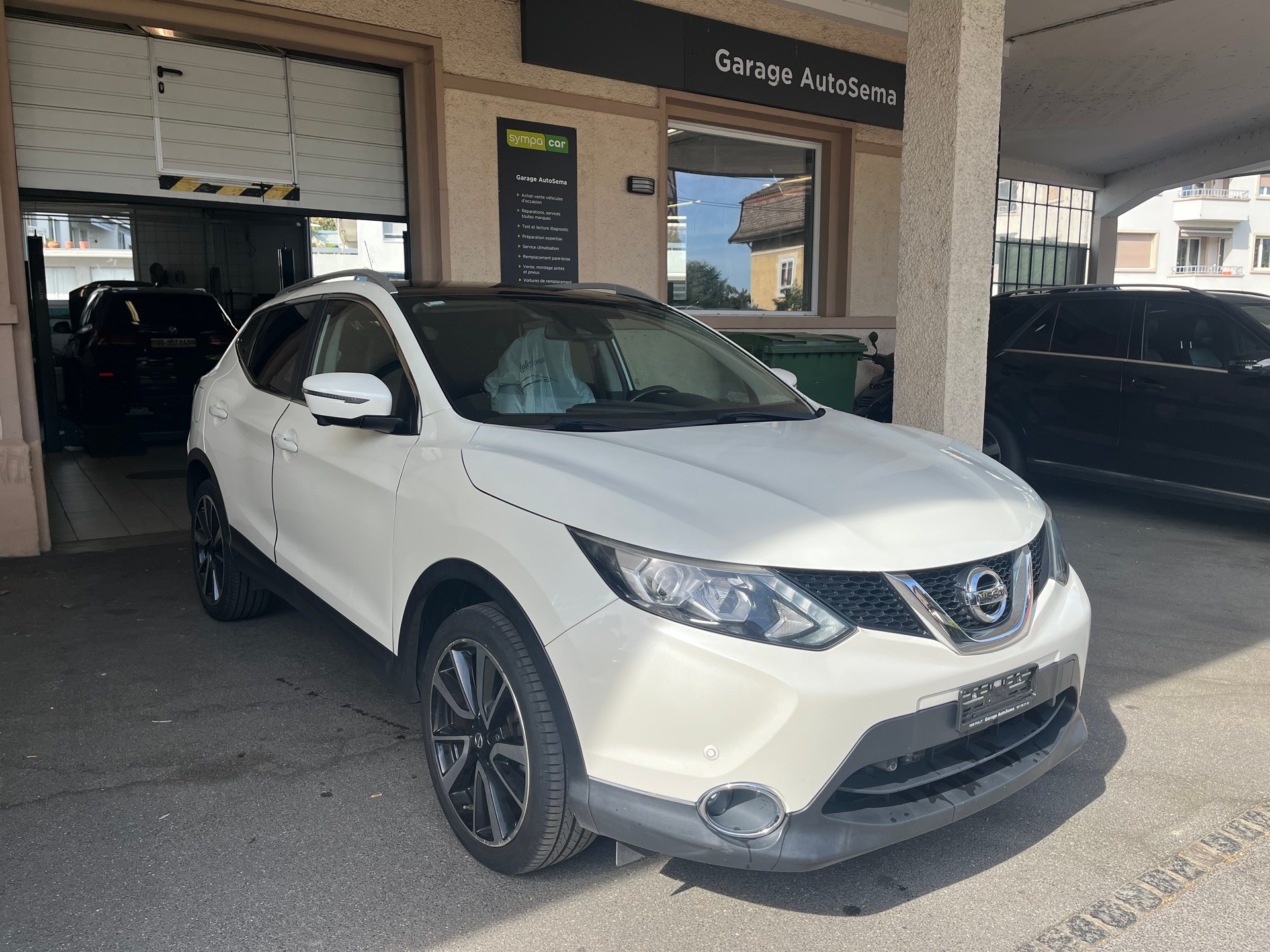 NISSAN Qashqai 1.2 DIG-T 360° Xtronic CVT-image-0