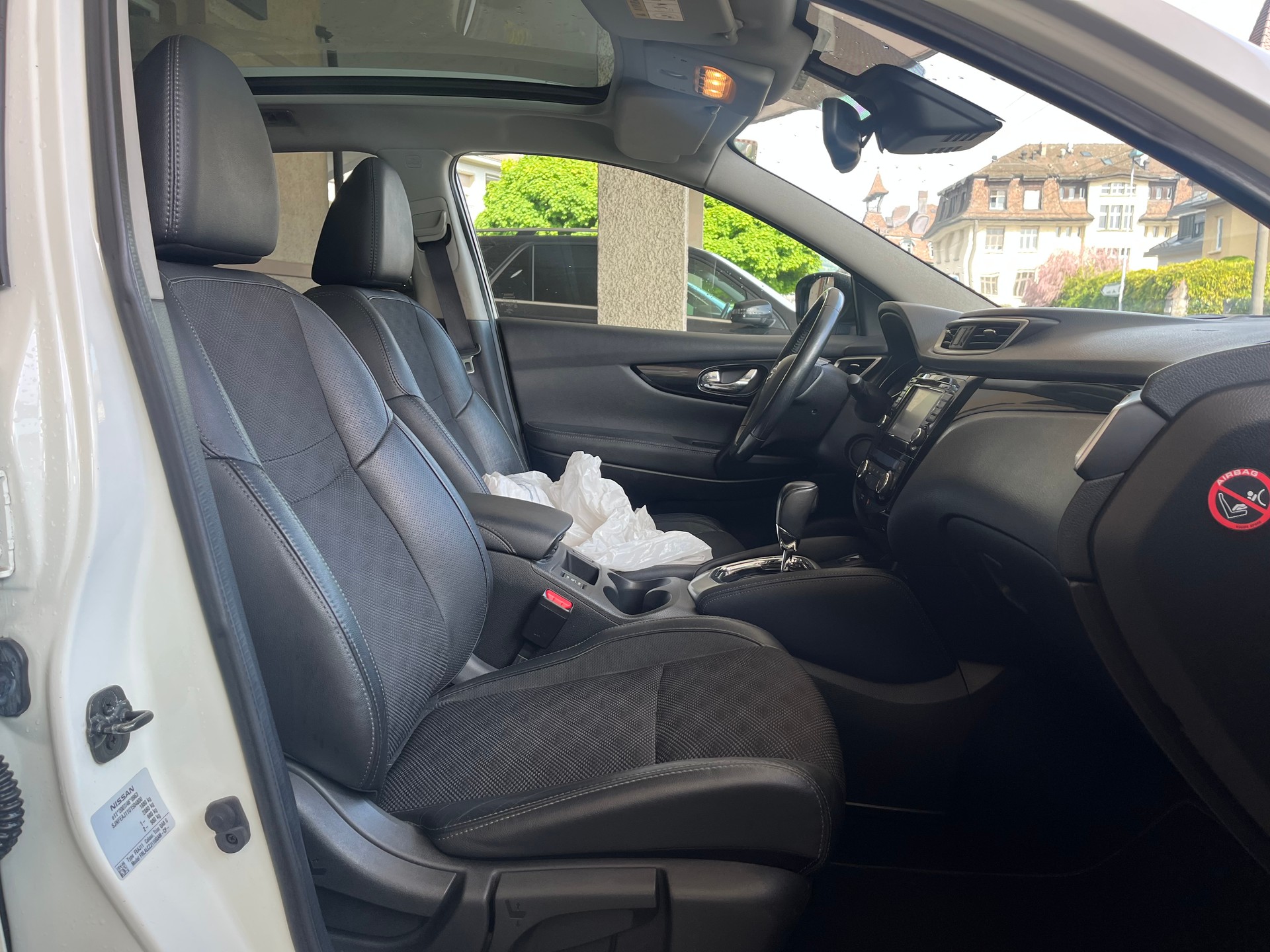 NISSAN Qashqai 1.2 DIG-T 360° Xtronic CVT-image-13